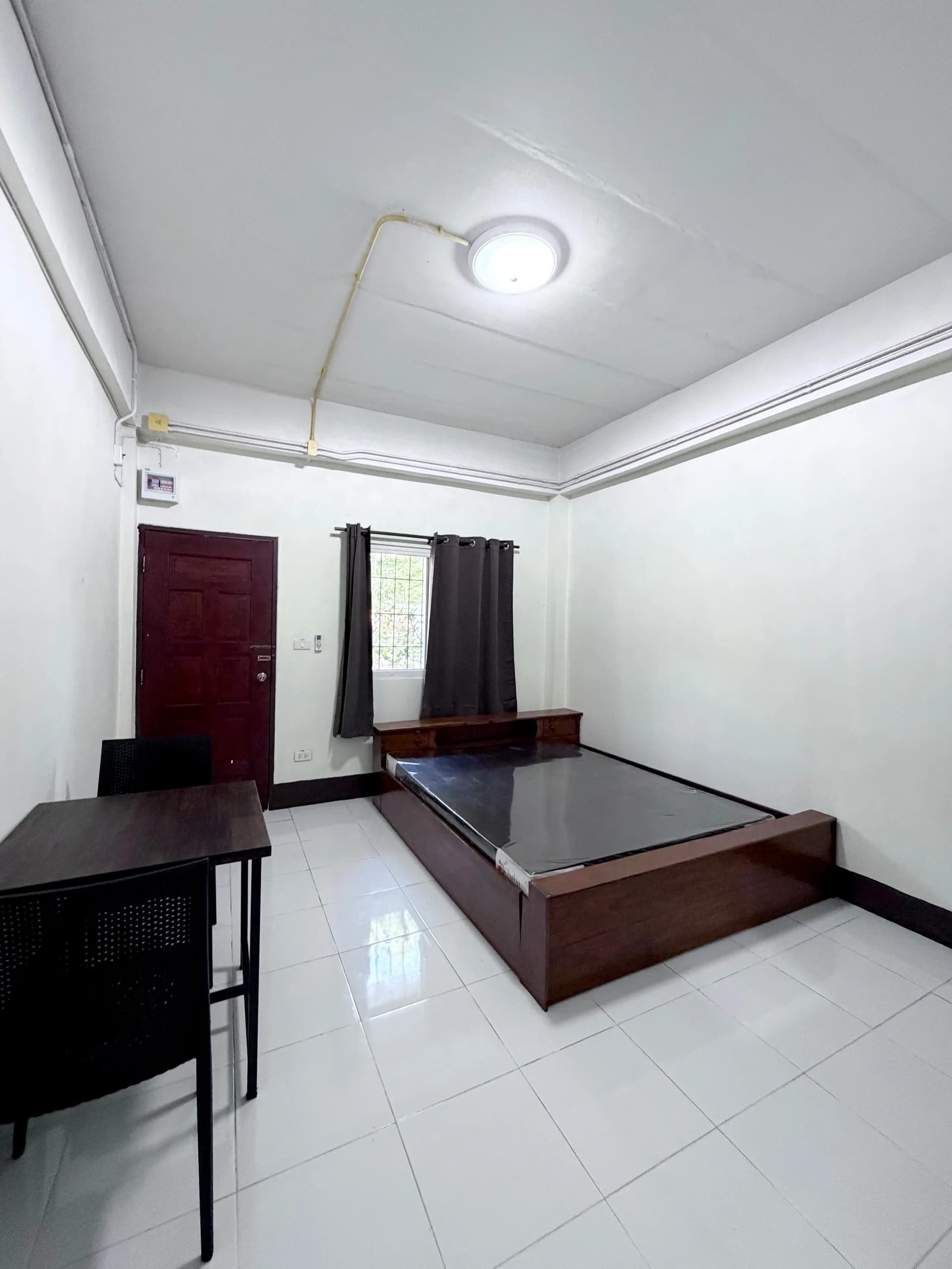 Rintrrada Place, Saraphi: Kamar AC Bulanan Dekat Stasiun Kereta Api Saraphi foto 4