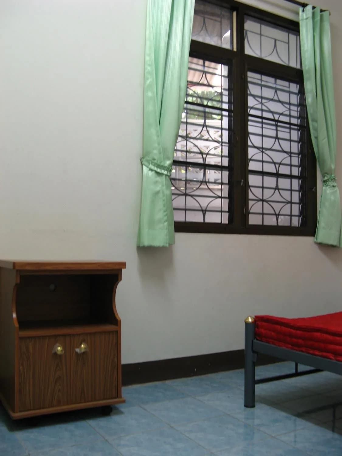 Roidoung Ladies Room, Pa Tan : résidence étudiante pour femmes uniquement, chambres avec ventilateur au mois, près de Chiang Mai Rajabhat University photo 4