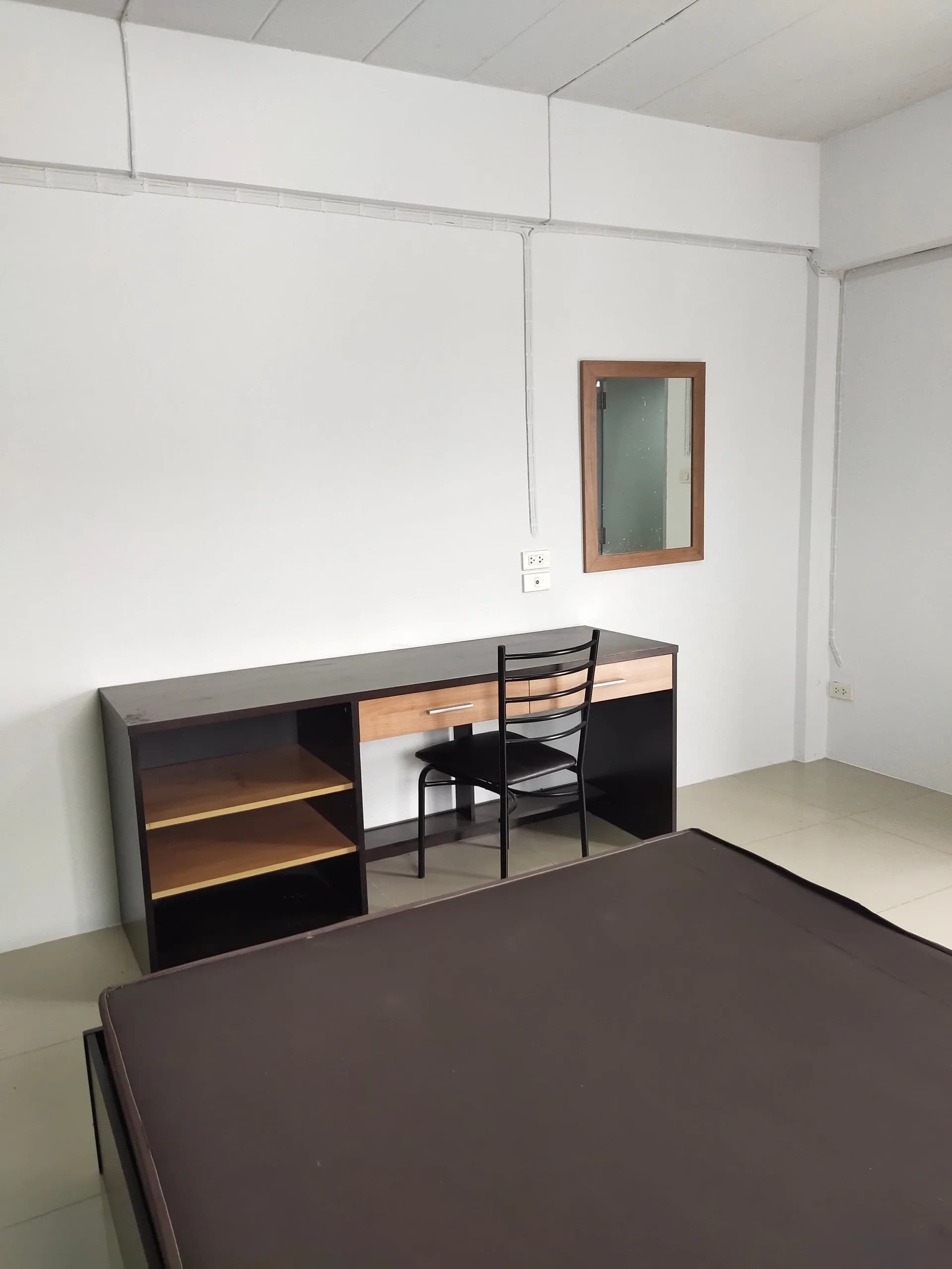 S.N. Place, Soi Suk Sawat 50 Yaek 1, Rat Burana: möblierte klimatisierte Zimmer zur Monatsmiete mit Aufzug, nahe Suk Sawat Expressway Foto 6