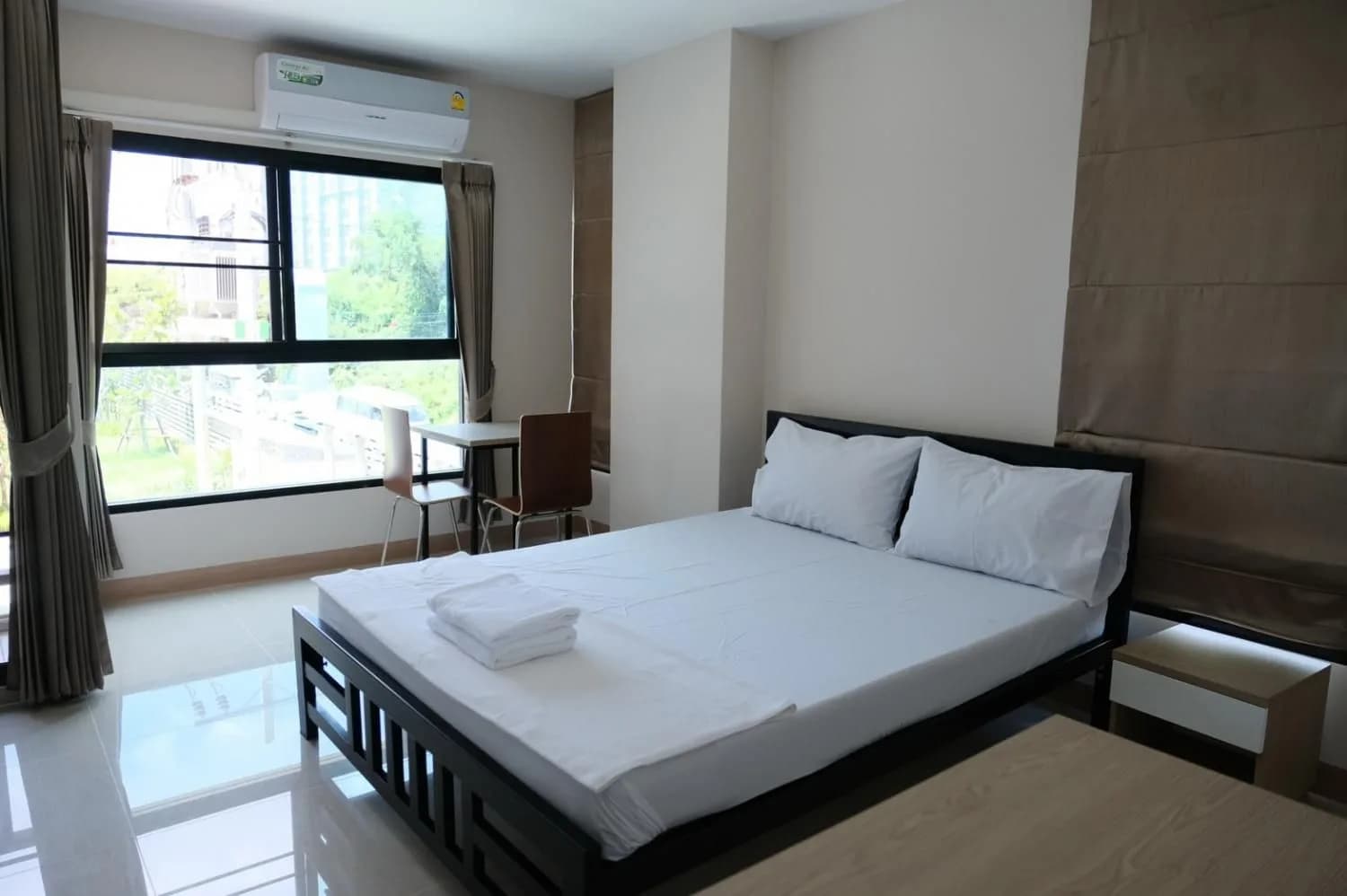 S. Wattana Apartment, Rattanathibet Soi 17 : studios à louer au mois, avec mobilier intégré et jardin sur le toit, près du MRT Yaek Nonthaburi 1 photo 4