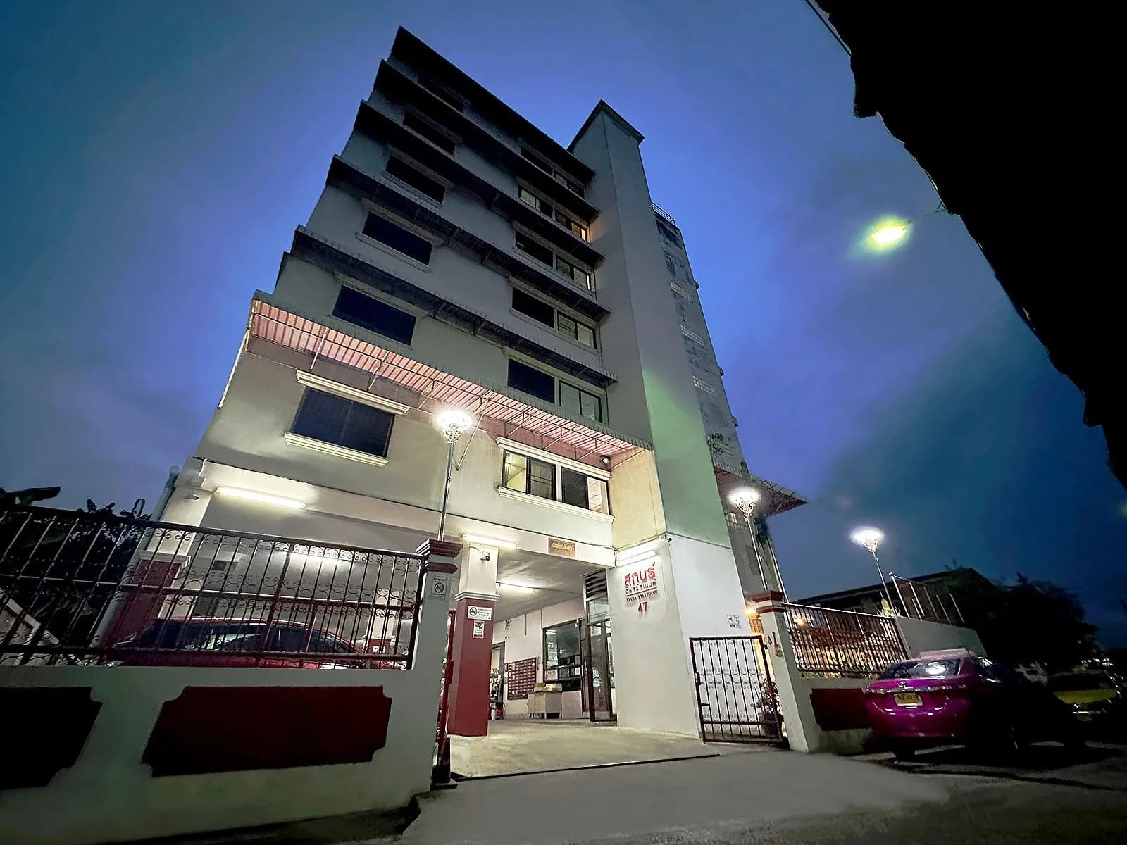 Sakon Apartment, Soi Phetkasem 50/3: Furnished Monthly Rooms near MRT Phasi Charoen photo 2