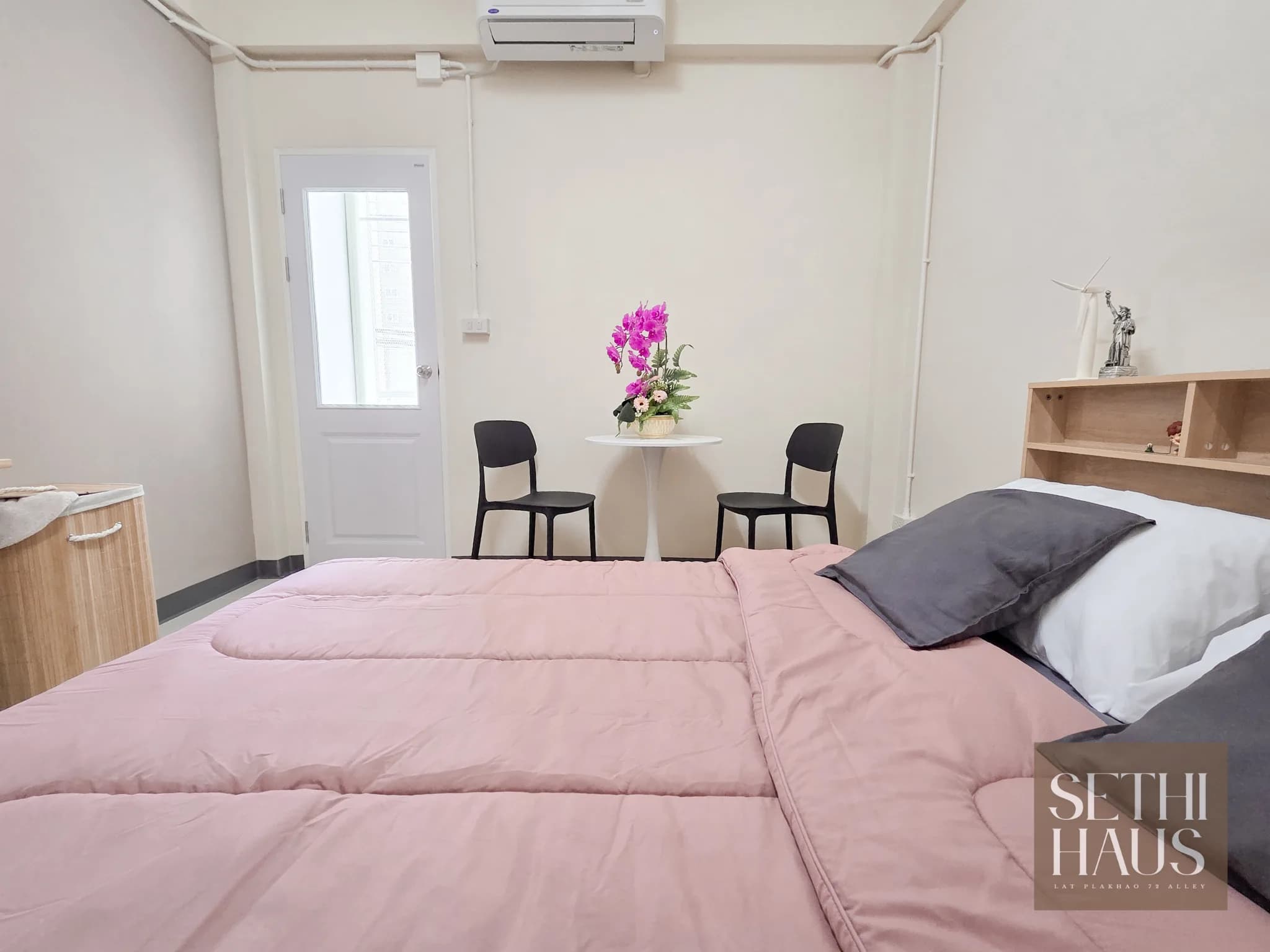 SETHI HAUS, Soi Lat Pla Khao 72: Newly Decorated Monthly Rooms with a Free Gym, 750 m from MRT Lat Pla Khao photo 3