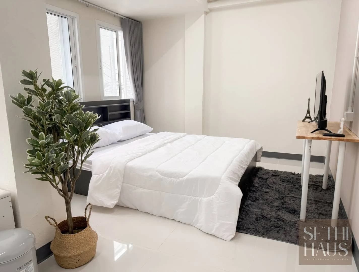 SETHI HAUS, Soi Lat Pla Khao 72: Newly Decorated Monthly Rooms with a Free Gym, 750 m from MRT Lat Pla Khao photo 5