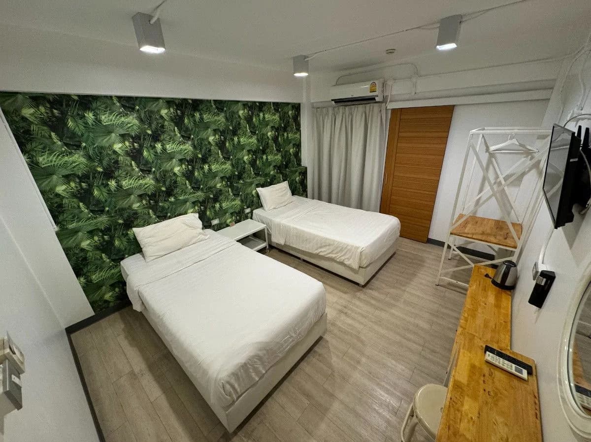 Sharina Place, Nimman Soi 7 : chambres au mois avec salle de bain privée et balcon, près de One Nimman photo 5