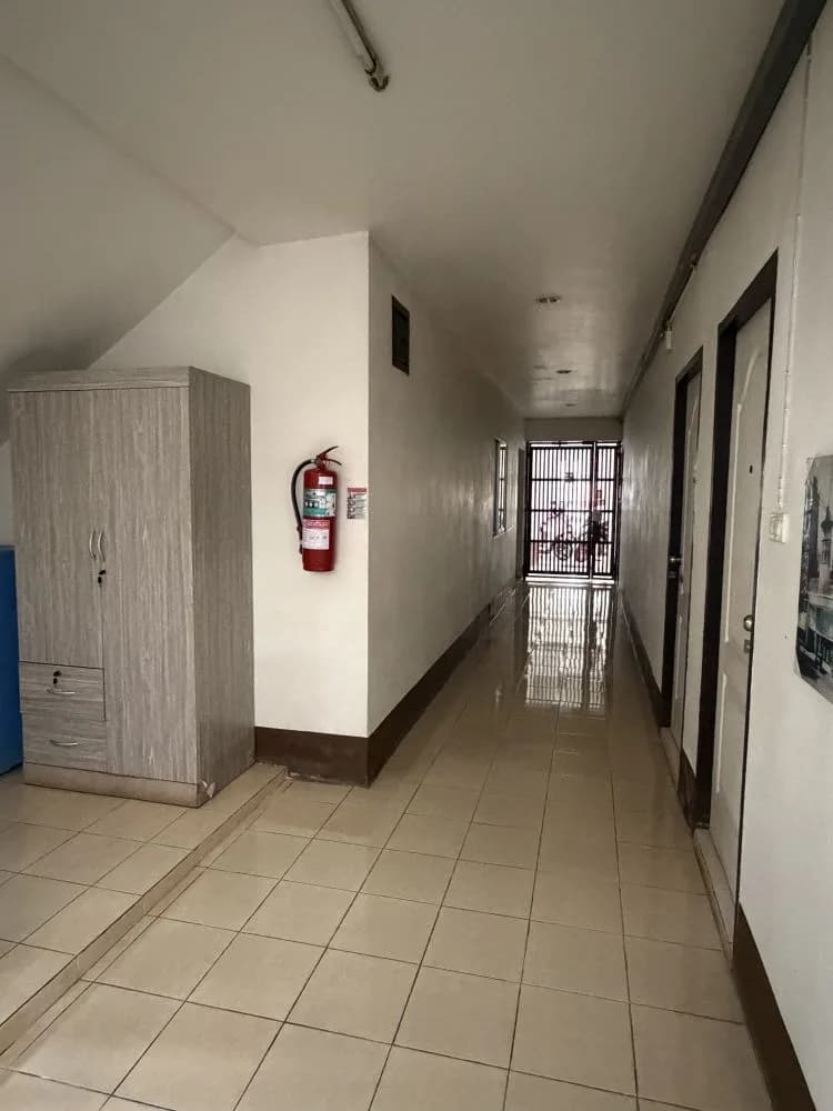 SK Apartment, Soi Chom Chan : chambres au mois avec ventilateur ou climatisation, près de Central Chiang Mai Airport photo 8