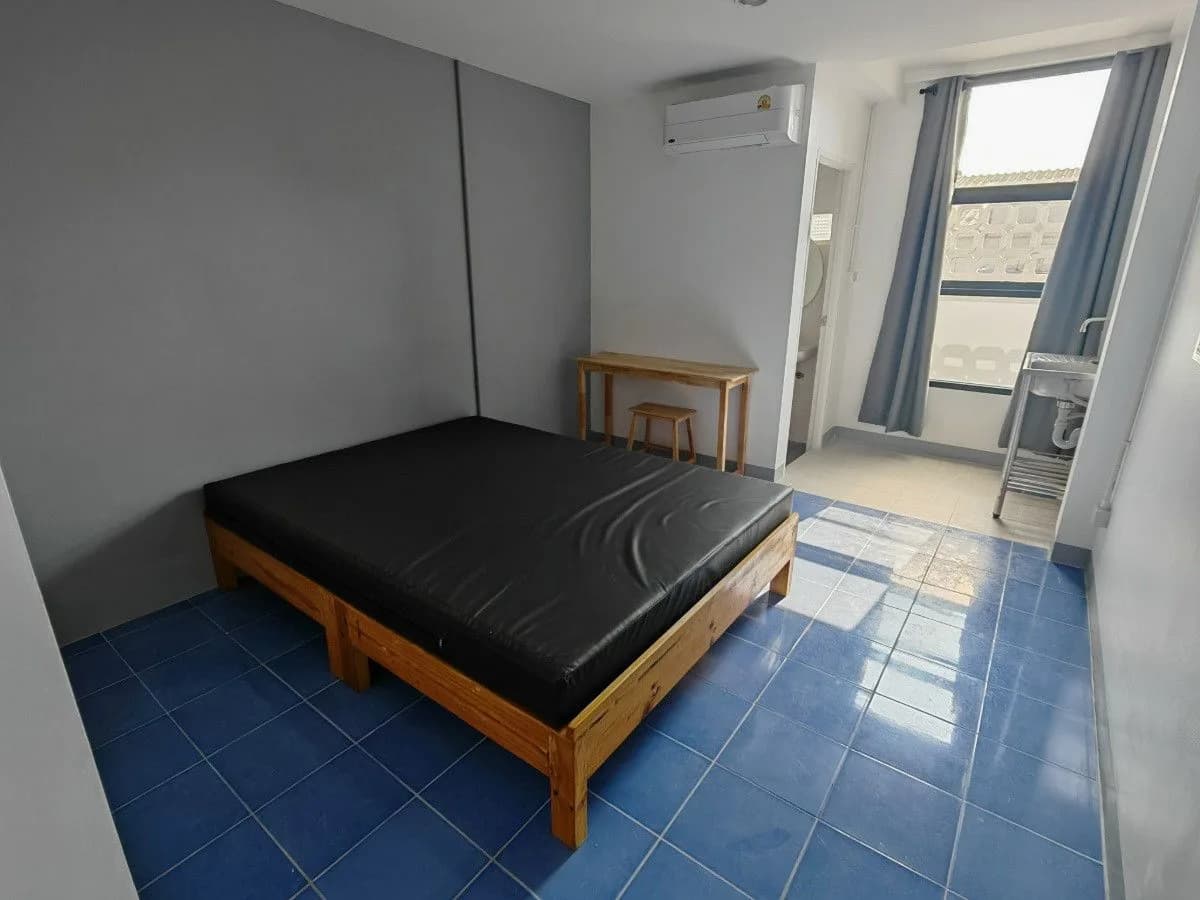 Sleep Residence, San Phranet: Renovierte Zimmer zur Monatsmiete nahe Payap University, Campus Mae Khao