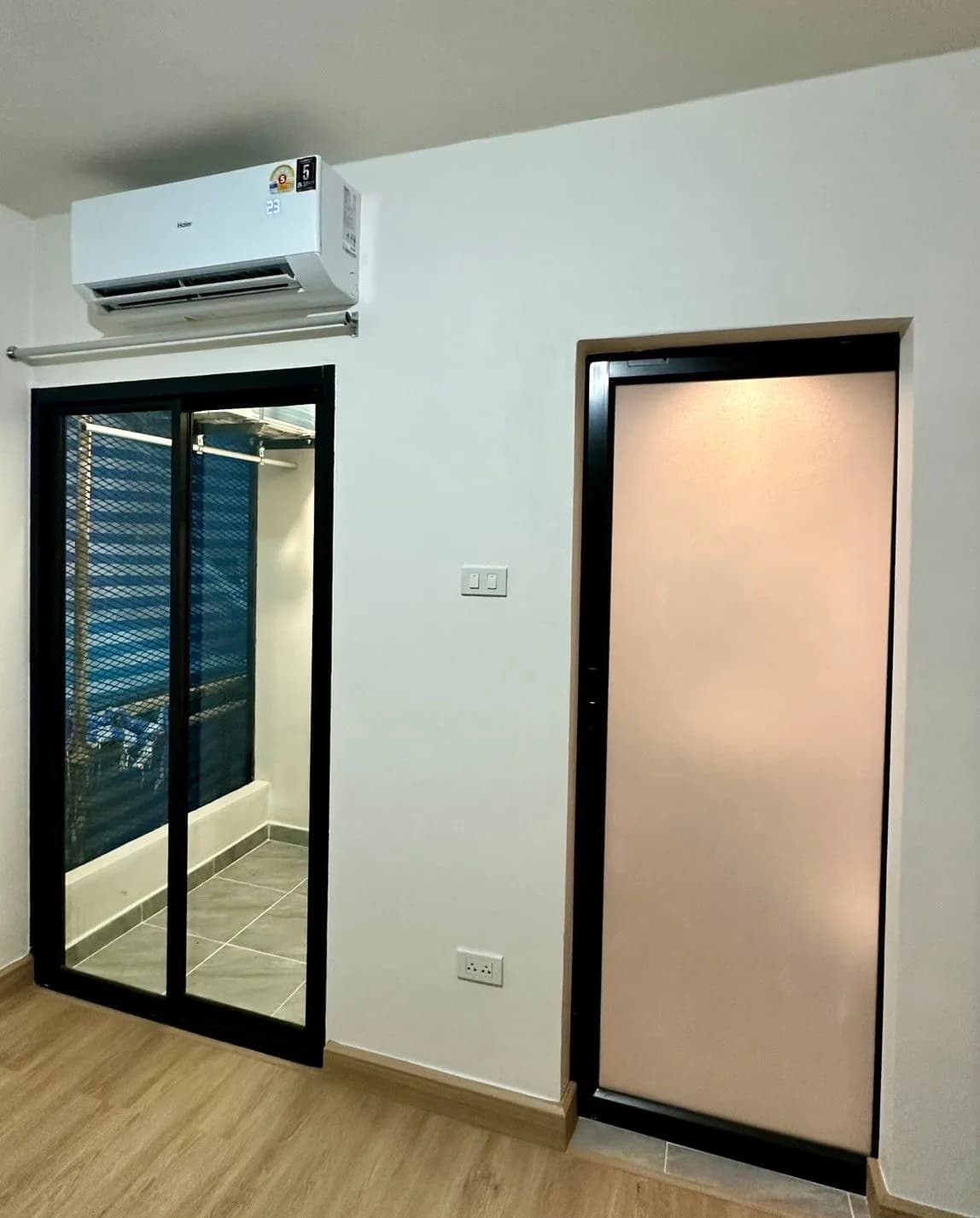 Smile Place, Soi Phahon Yothin 53: новые меблированные студии с бесплатным Wi-Fi, аренда помесячно, около 450 м от BTS 11th Infantry Regiment фото 5