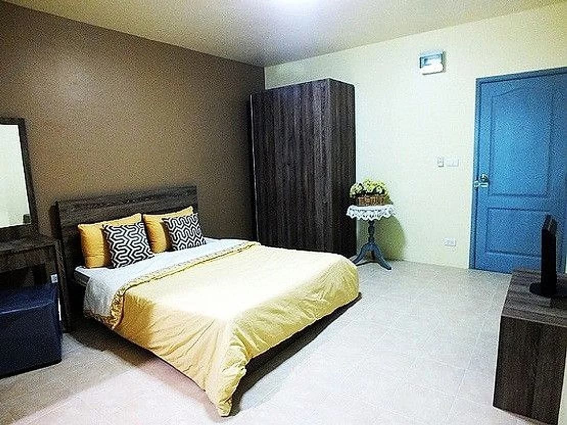 Srisuke Place, Soi Lat Phrao 34: phòng có nội thất 23–25 m² cho thuê theo tháng, gần MRT Ratchadaphisek và MRT Lat Phrao ảnh 3