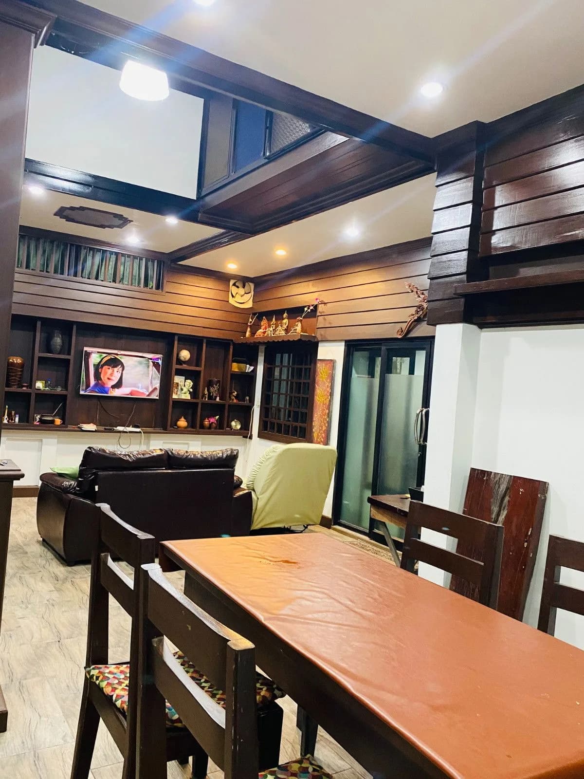 Student Space 32: buwanang paupahang kuwarto sa student house para sa mga mag-aaral ng secondary, malapit sa Montfort College larawan 7