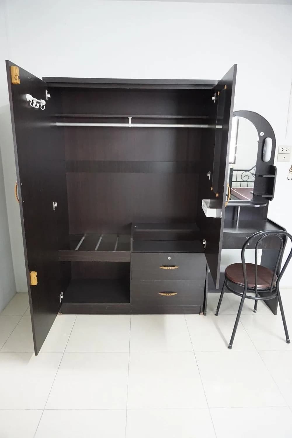 Sujitra Apartment, Ban Suan: habitaciones mensuales de 26 m² con Wi-Fi y estacionamiento gratis, cerca de Chonburi Hospital foto 5