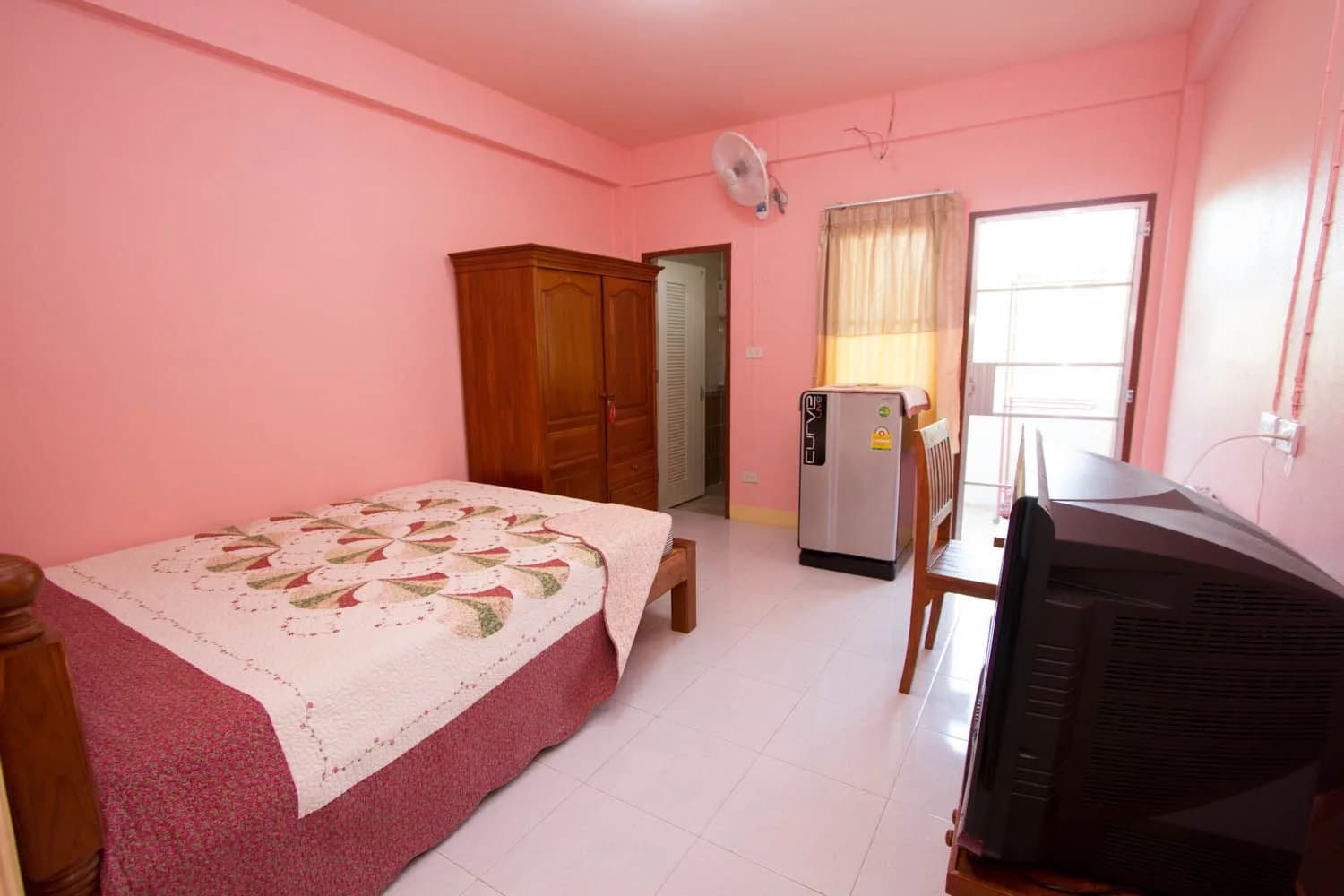 Supattra Apartment, Soi Chom Chan: buwanang paupahang kuwartong may bentilador at aircon, malapit sa Far Eastern University larawan 3
