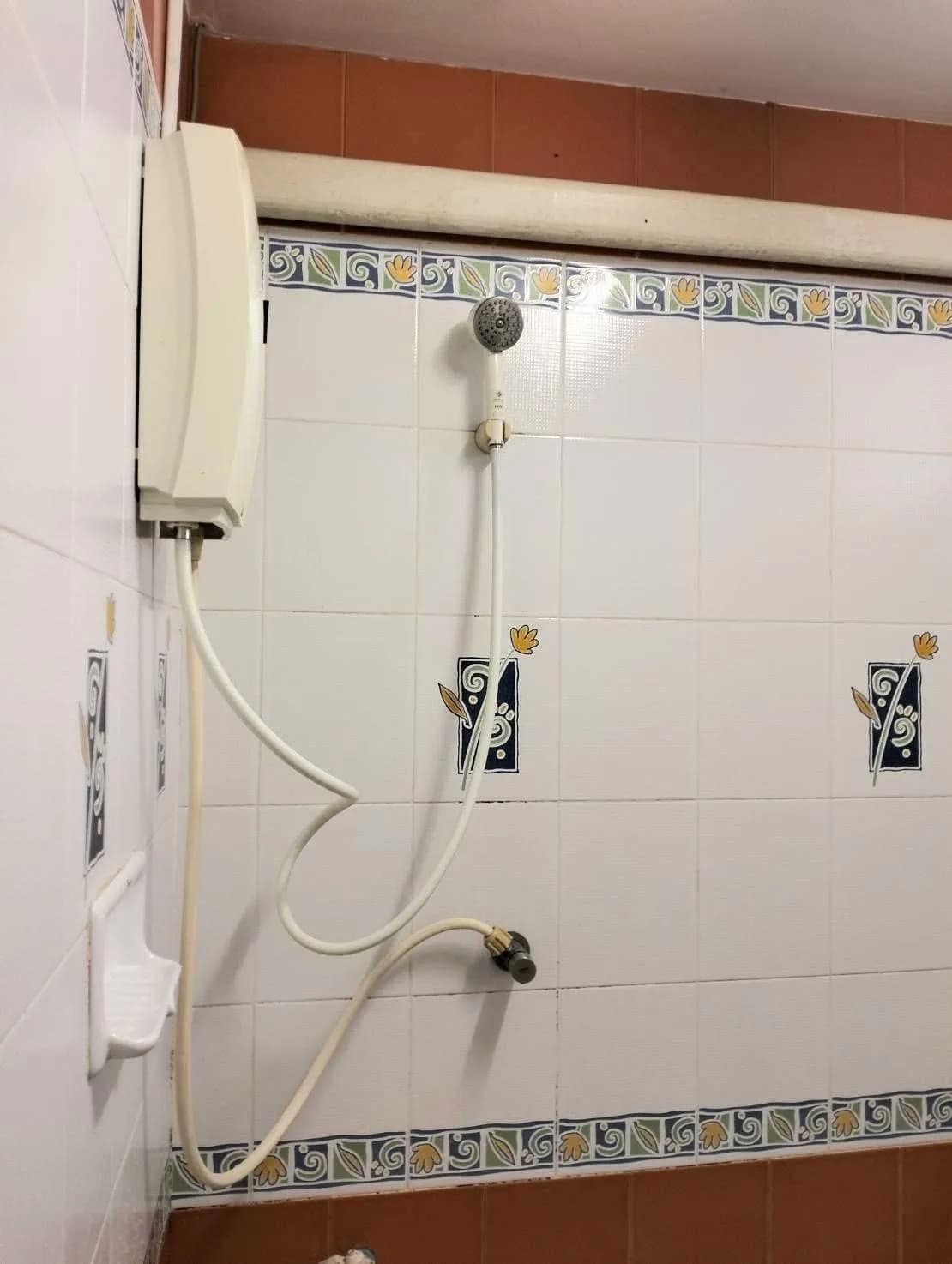 Disewakan Kamar AC Bulanan di Tanaphat Place, Chaeng Watthana-Pak Kret Soi 23, Dekat MRT Chaeng Watthana-Pak Kret 28 foto 3
