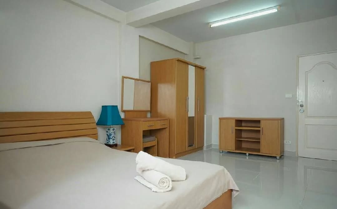 Disewakan Kamar AC Bulanan di Tanaphat Place, Chaeng Watthana-Pak Kret Soi 23, Dekat MRT Chaeng Watthana-Pak Kret 28 foto 4