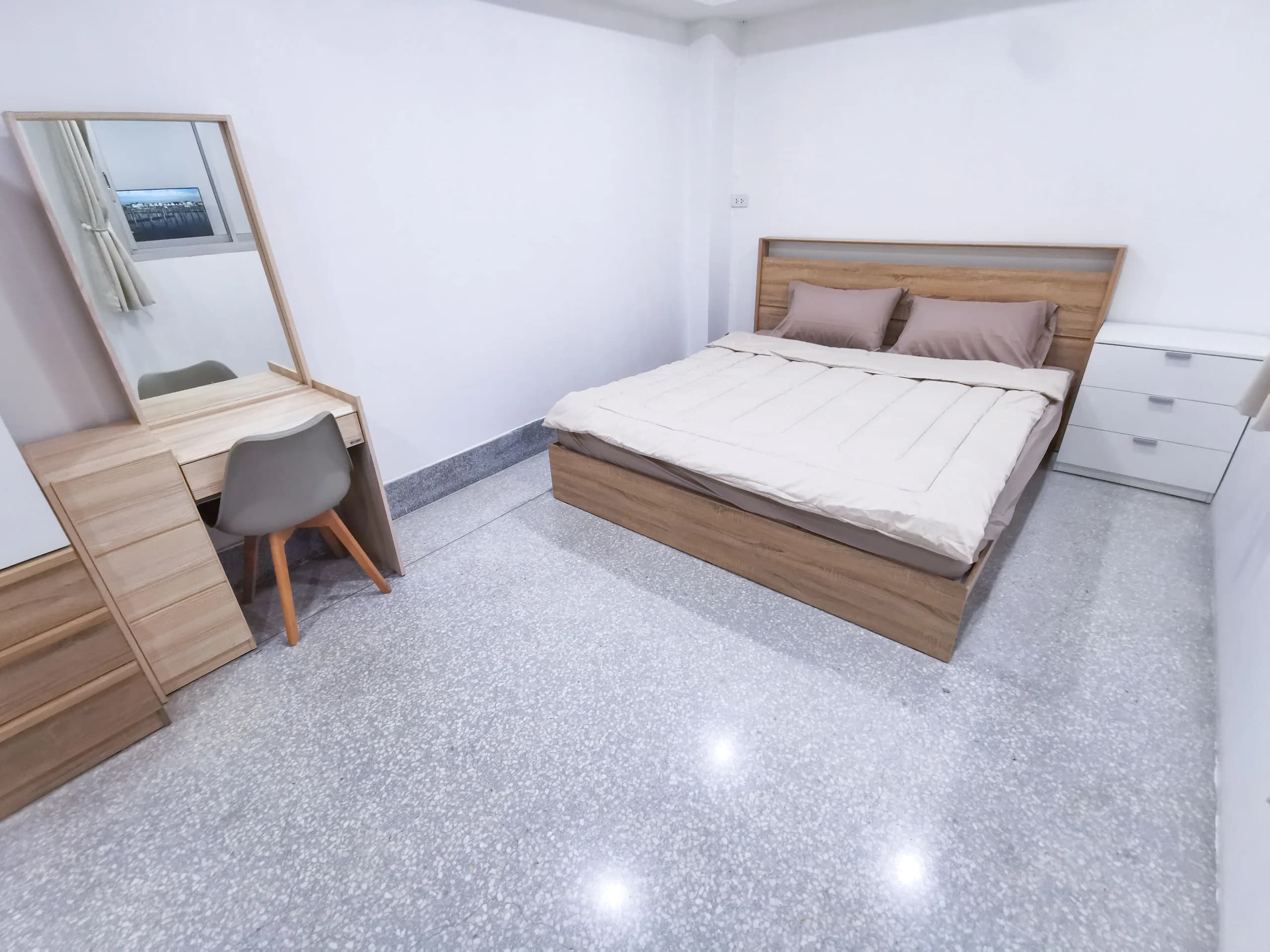 Tangcharu Apartment, Soi Sathorn 11, Sathorn: möblierte Ein-Schlafzimmer-Wohnungen mit 45 m² zur Monatsmiete, nahe BTS Saint Louis Foto 5