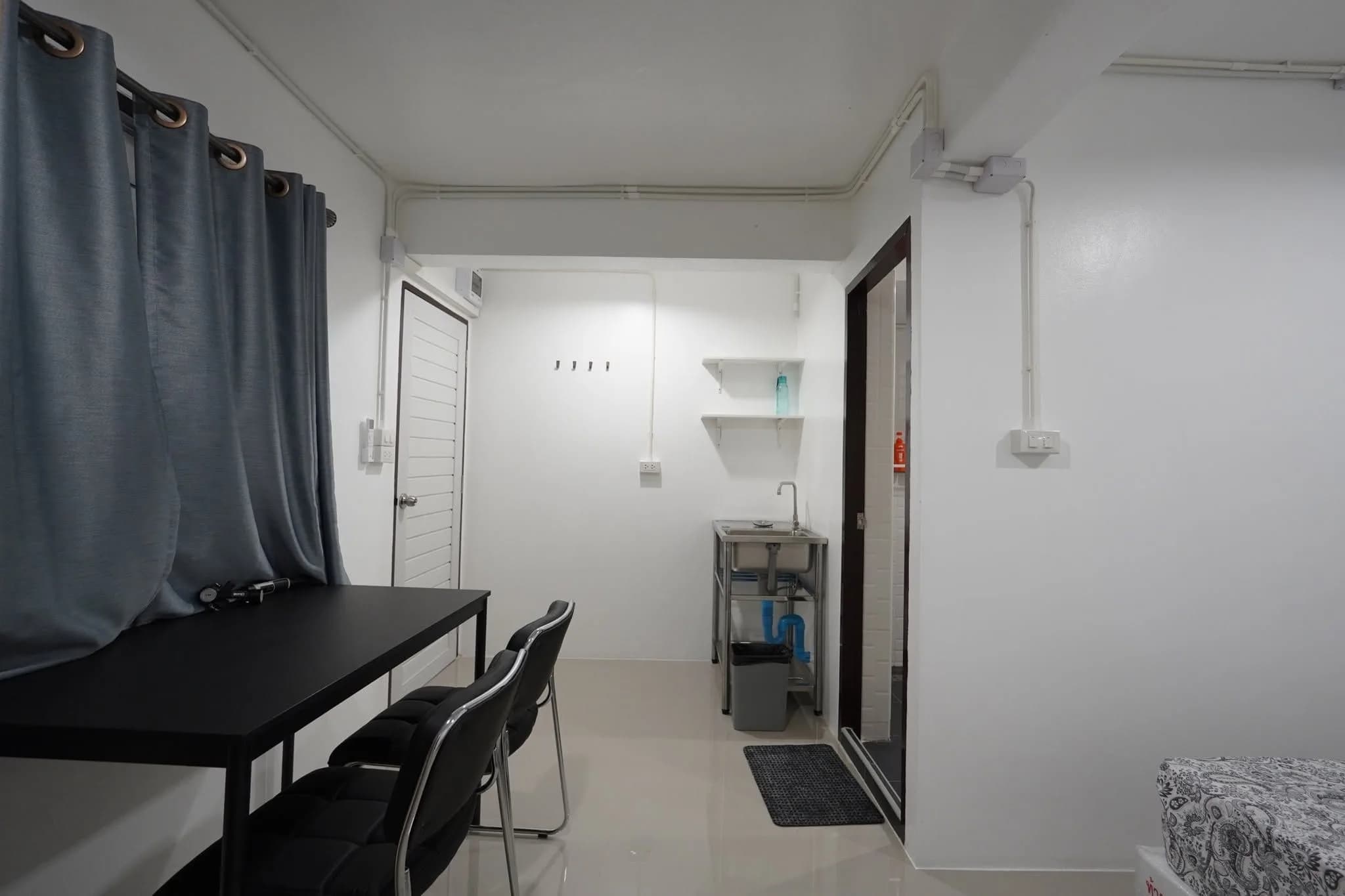 The Corner 5, Soi Phetkasem 42 Yaek 1, Phasi Charoen: New Monthly Studios of 22-30 sq.m. near Siam University photo 7
