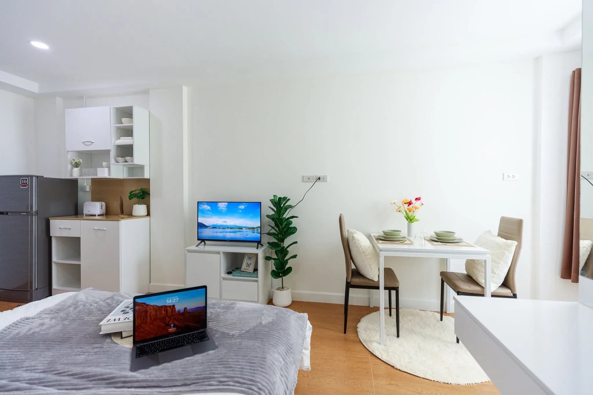 The Grand Ville Lamphun, Nai Mueang: Neue möblierte Zimmer mit 21–24 m² zur Monatsmiete nahe Lamphun Technical College Foto 8