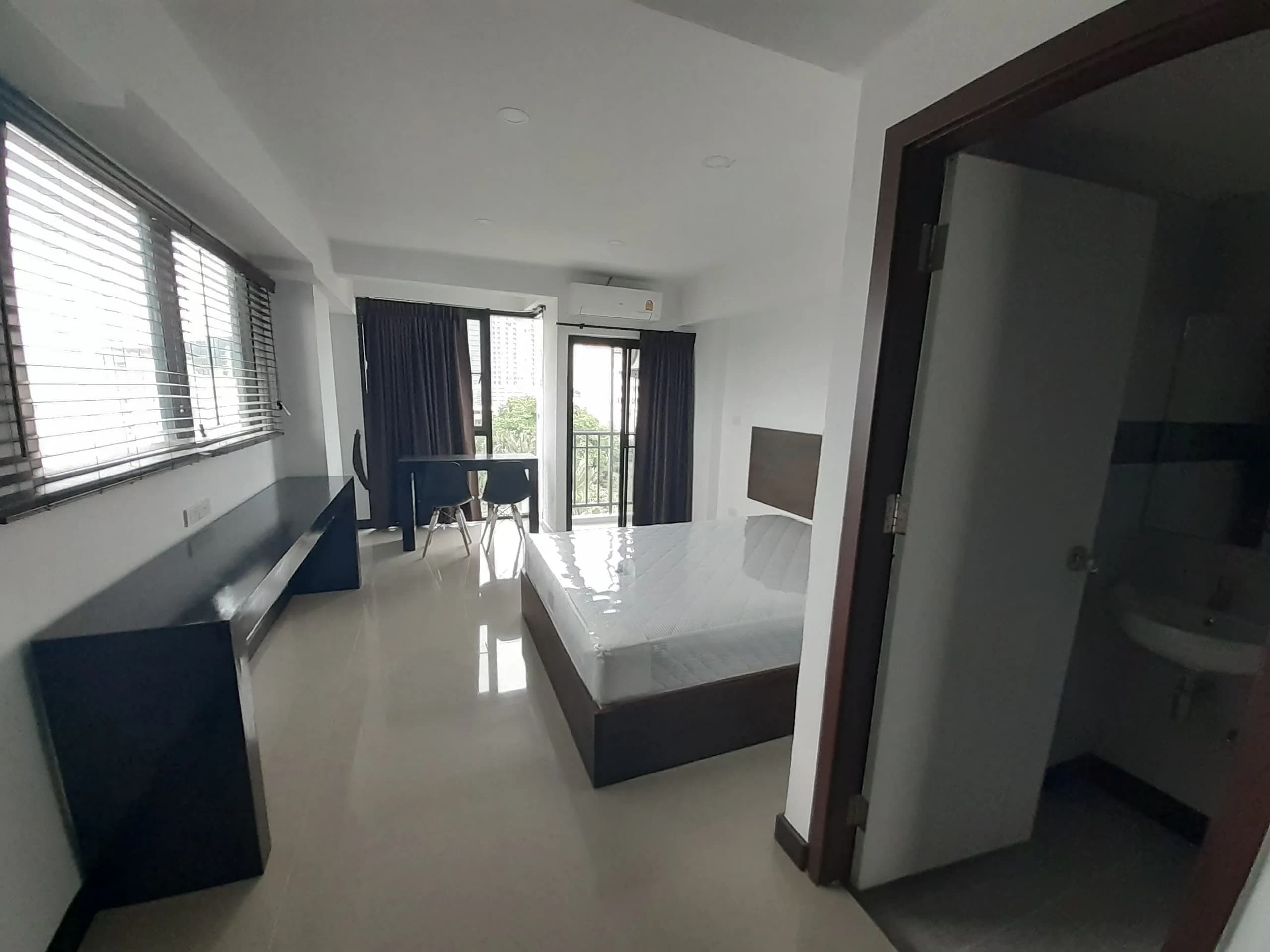 The Onix Court ซอยสุขุมวิท 66/1 ห้องสตูดิโอรายเดือน รถรับส่ง BTS อุดมสุขฟรี รูปที่ 3