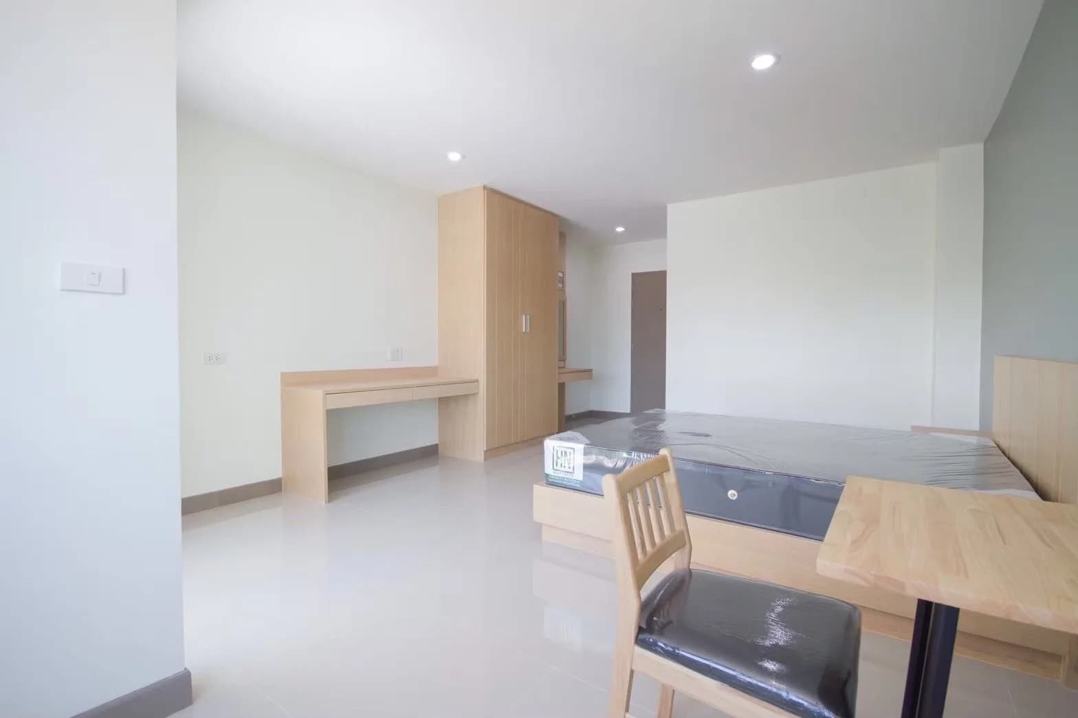 The Room Rayong, Noen Phra: Monatsstudios mit 30 m², Mindestvertragsdauer 1 Monat, nahe Bangkok Hospital Rayong Foto 4