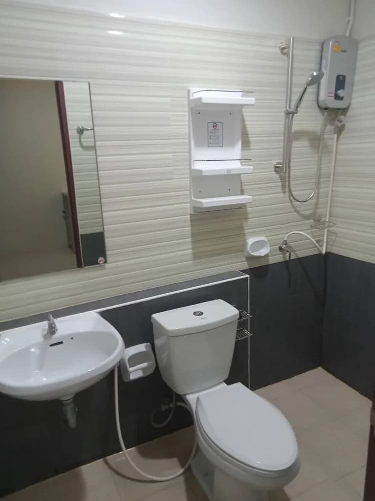 Thitiporn Home, Phlu Ta Luang, Sattahip: Monatsapartments mit 1 Schlafzimmer und Wohnbereich nahe Lotus's U-Tapao Foto 3