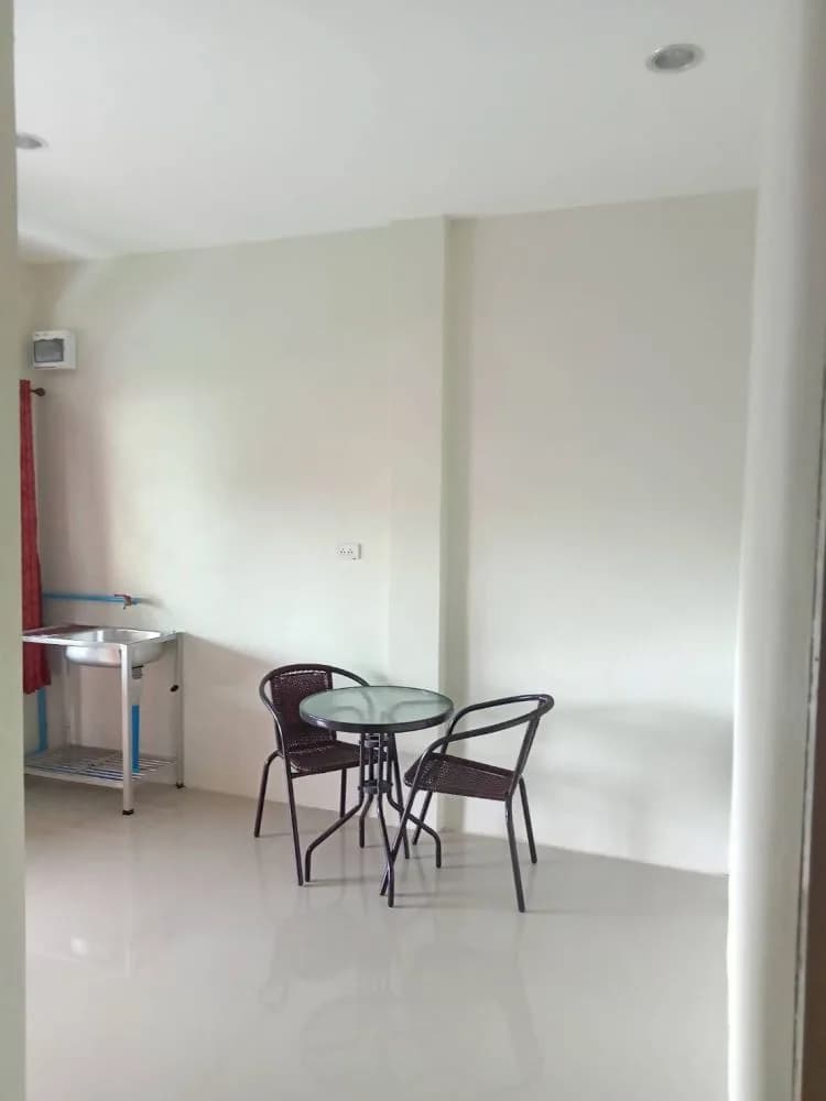 Thitiporn Home, Phlu Ta Luang, Sattahip: Monatsapartments mit 1 Schlafzimmer und Wohnbereich nahe Lotus's U-Tapao Foto 7