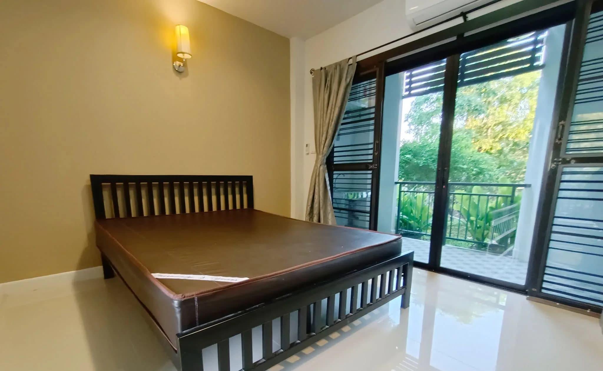 Tuang Ngoen Place، Korat: استوديوهات للإيجار الشهري بمساحة 24 م² قرب البوابة 4 لجامعة Suranaree للتكنولوجيا (SUT) صورة 6