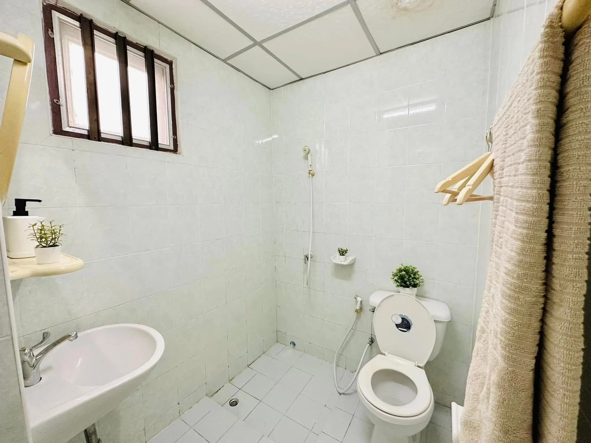 Udomrat Place, Soi Udom Suk 30, Bang Na: Fully Furnished Monthly Rooms photo 3