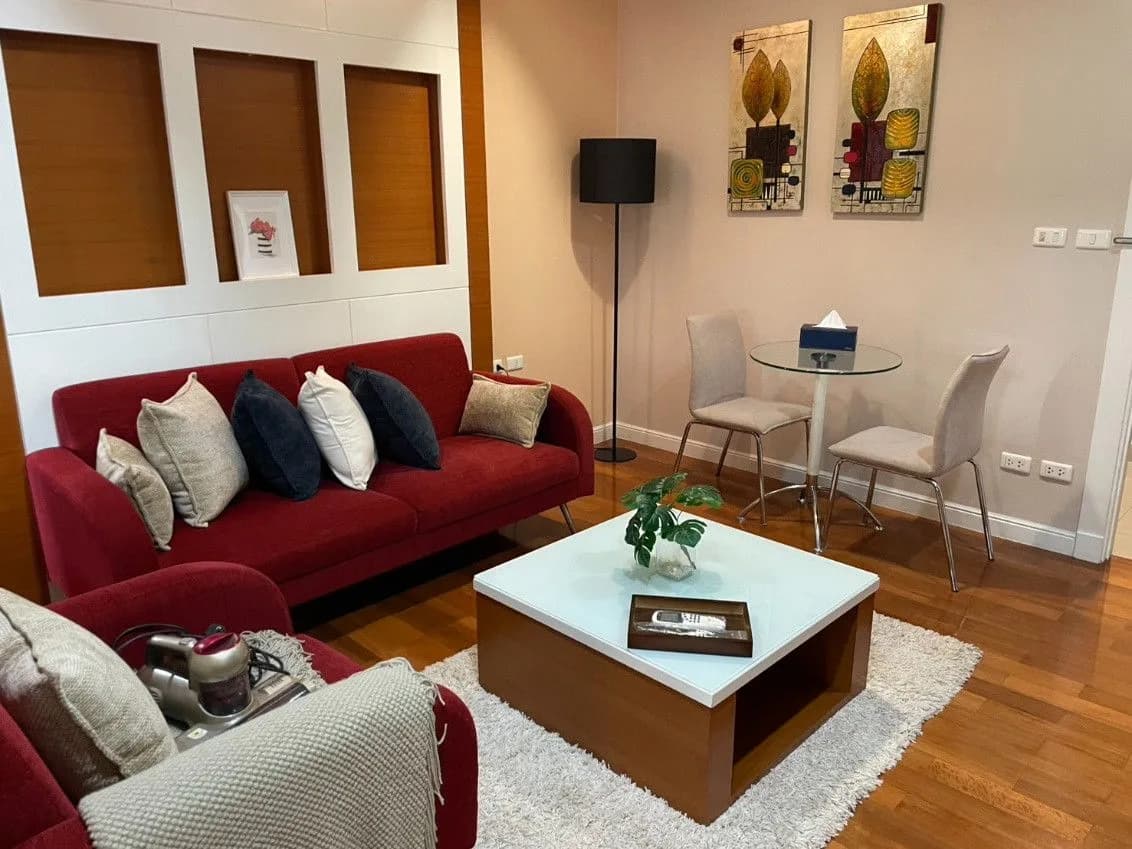 Unico Srinakarin Residence（Soi Srinakarin 11）：プール付き1〜2ベッドルームを月貸し、1・3・6か月契約 写真5