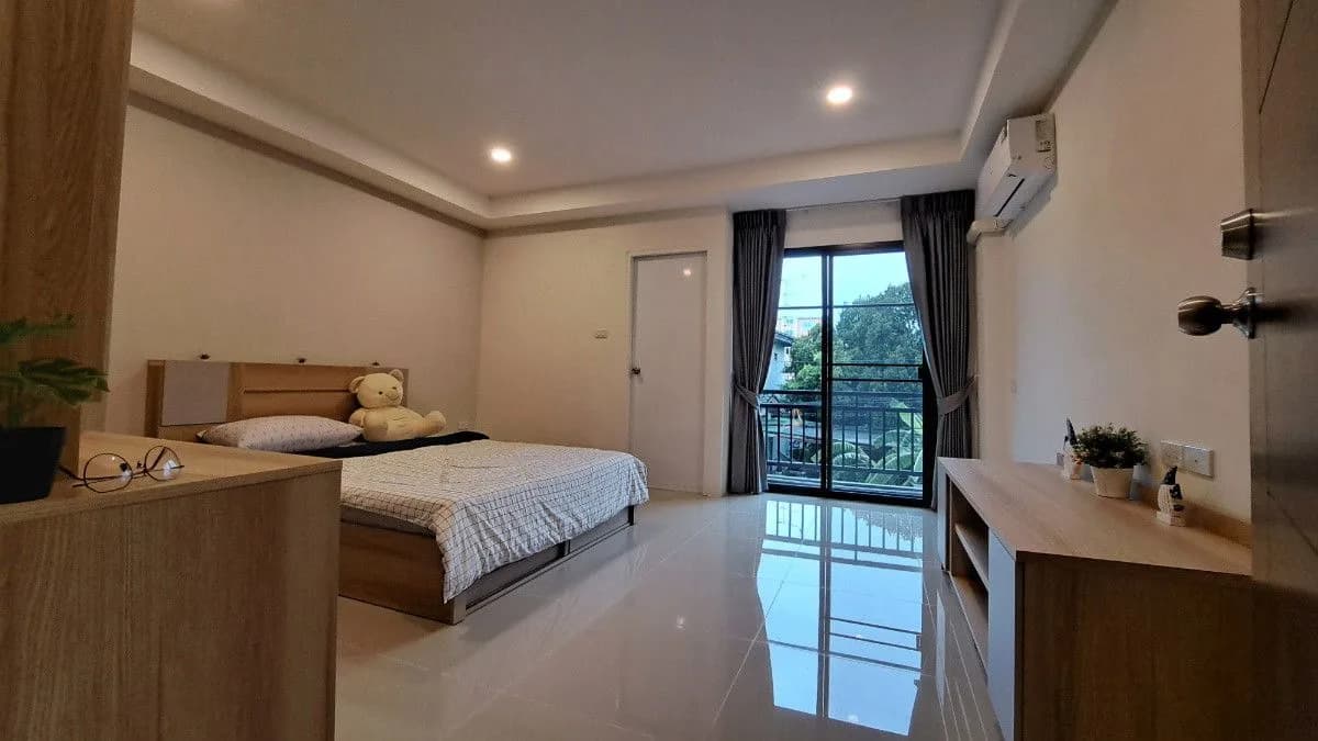 Veena Residence ซอยบางนา-ตราด 19 แยก 13 บางนา อพาร์ตเมนต์ใหม่ ห้องสตูดิโอรายเดือน 25 ตร.ม. ใกล้เซ็นทรัล บางนา