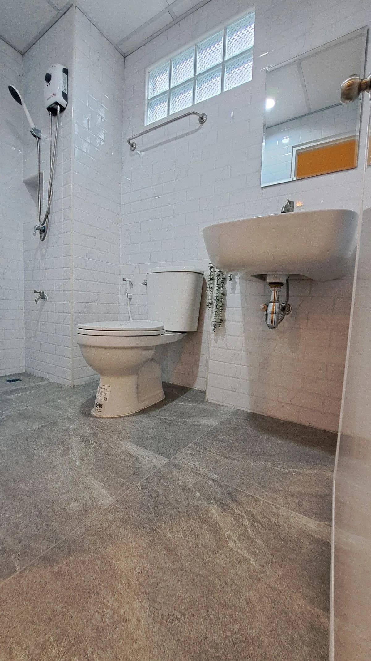 Veena Residence, Soi Bang Na-Trat 19 Yaek 13, Bang Na: Studio Bulanan Baru Seluas 25 m², Dekat Central Bangna foto 7