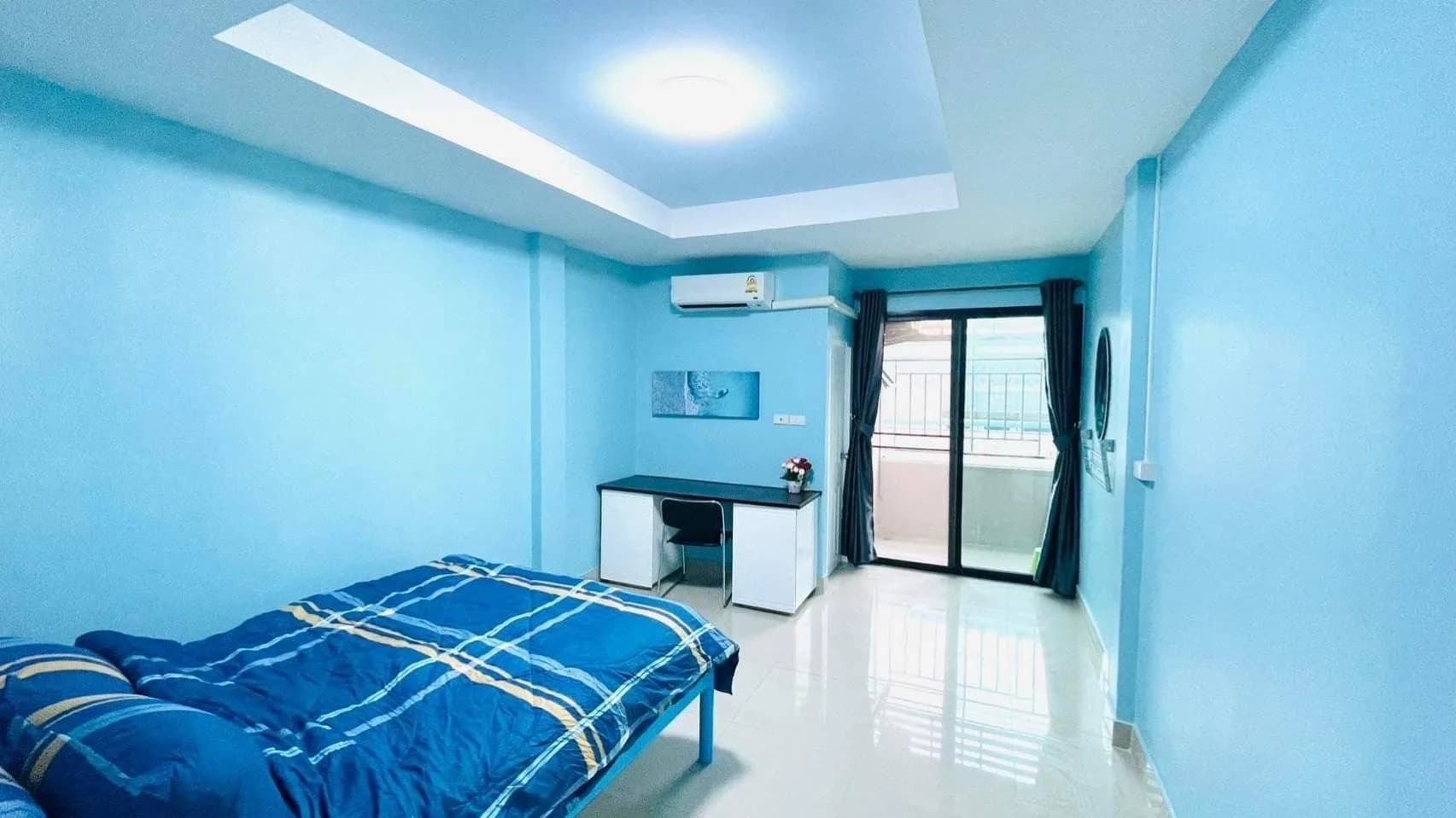 W-Town Apartment，Ton Mamuang：带家具月租房，近Big C Phetchaburi