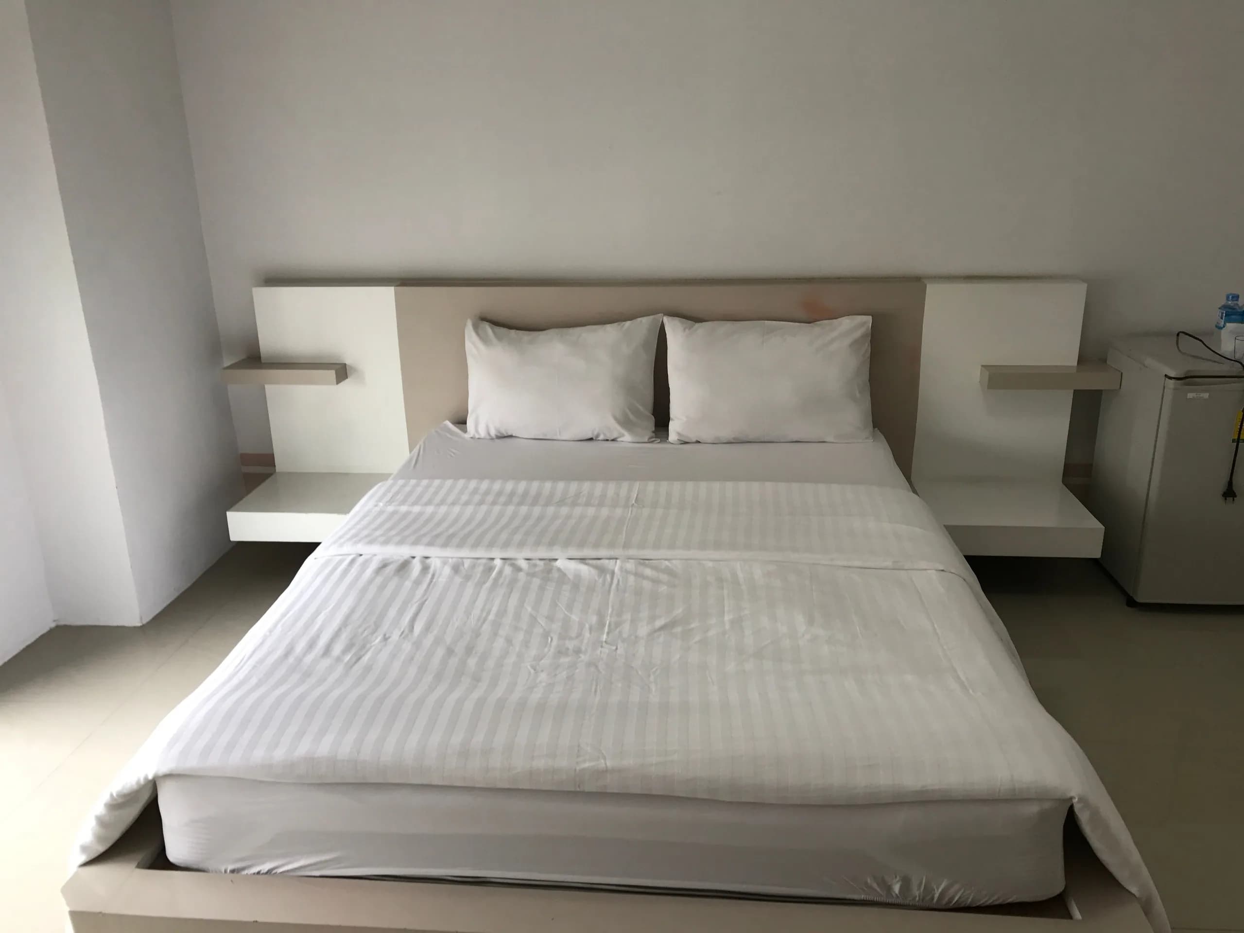 Warisa Apartment, Canal Road : chambres meublées au mois, derrière l'université de Chiang Mai photo 5