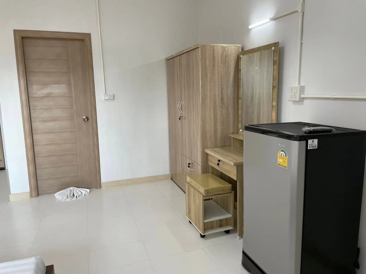 Yoosuk Apartment, Kanchanaburi: मासिक किराए पर फ़ुली फ़र्निश्ड कमरे, Kanchanaburi टेक्निकल कॉलेज के पास फ़ोटो 7