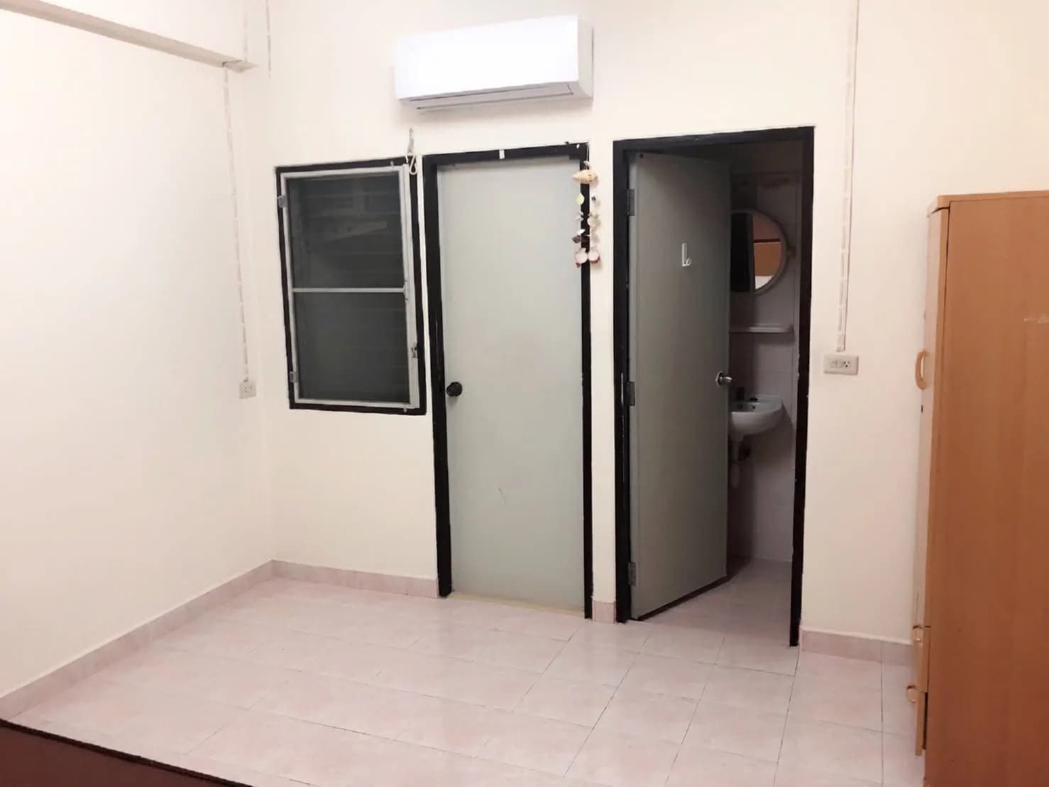 อพาร์ทเมนท์บ้านชัยพร ลาดพร้าว 23 แยก 2 ห้องพักรายเดือน 15 ตร.ม. 2,500 บาท ใกล้ MRT ลาดพร้าว รูปที่ 3