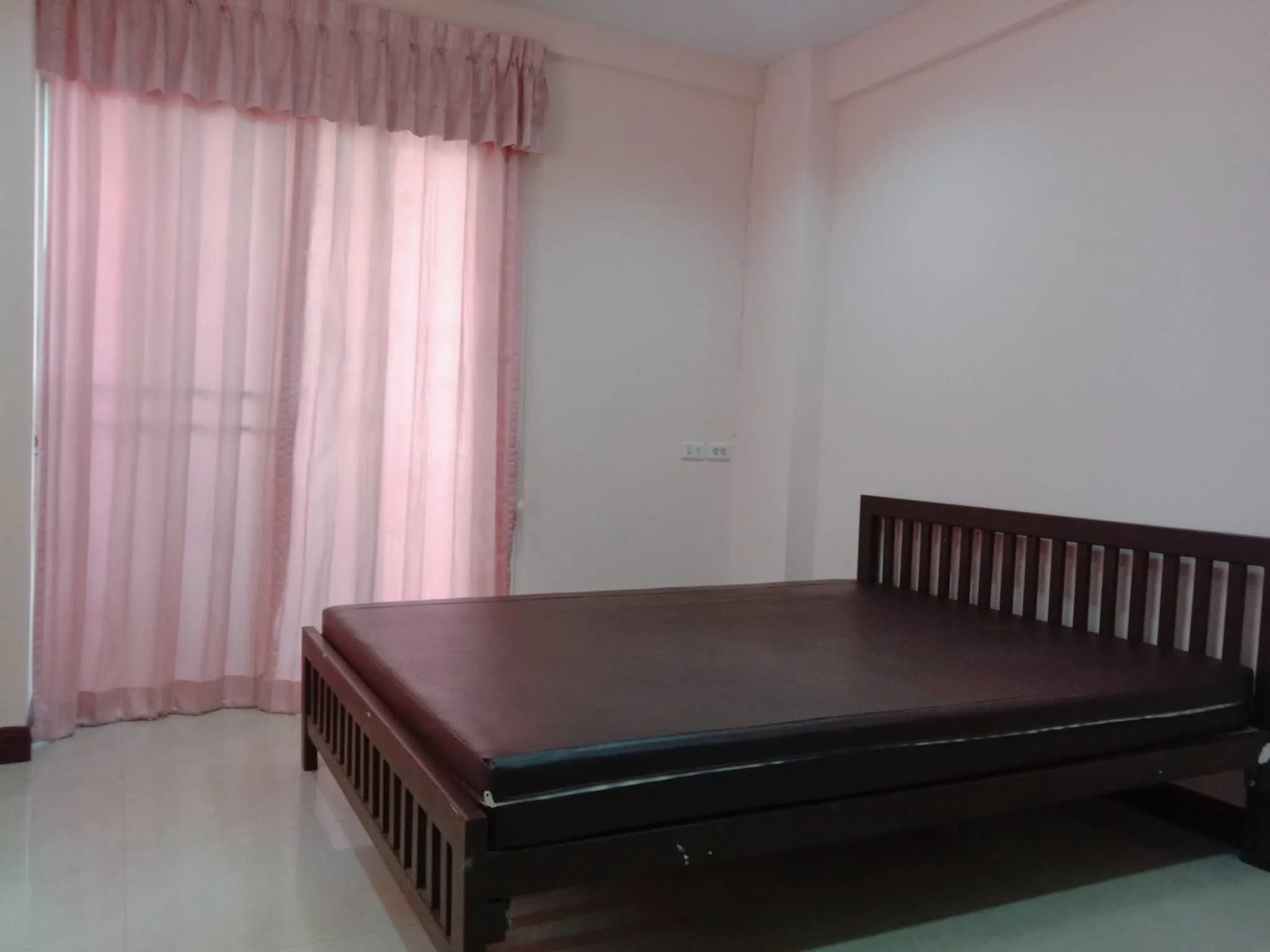 Big City Mansion, Soi Udomsuk 42 (Soi Bang Na-Trat 13), Bang Na: bilik sewa bulanan dan suite dekat Central Bangna foto 5