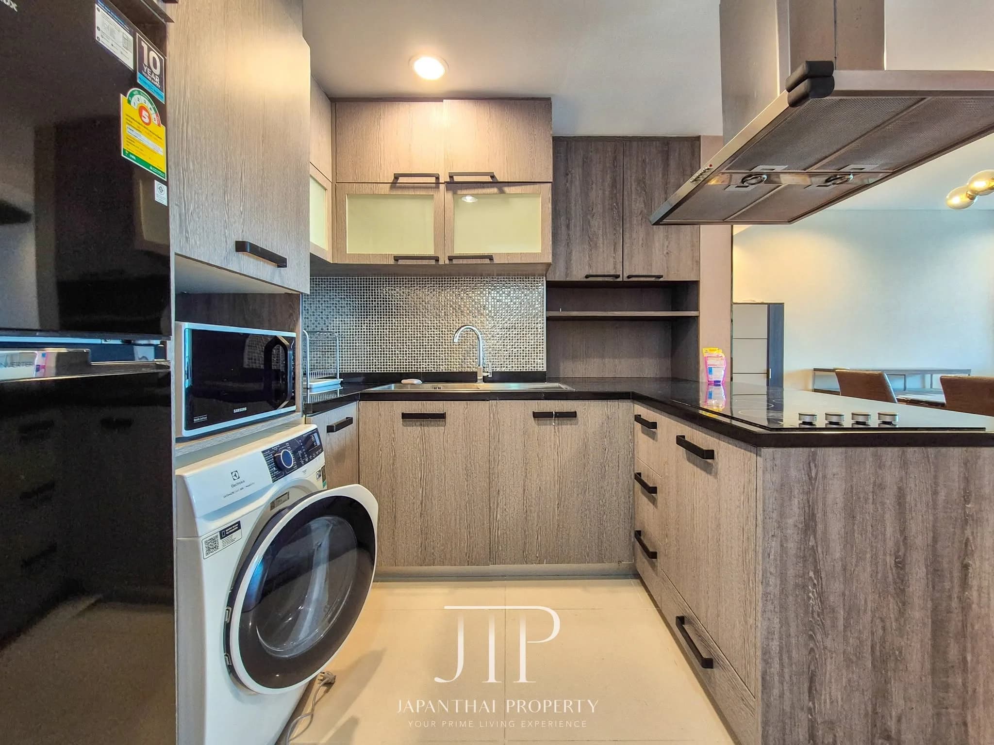 ให้เช่าคอนโด Fullerton Sukhumvit 2 ห้องนอน 105 ตร.ม. ตกแต่งครบ เลี้ยงสัตว์ได้ ใกล้ BTS เอกมัย รูปที่ 5