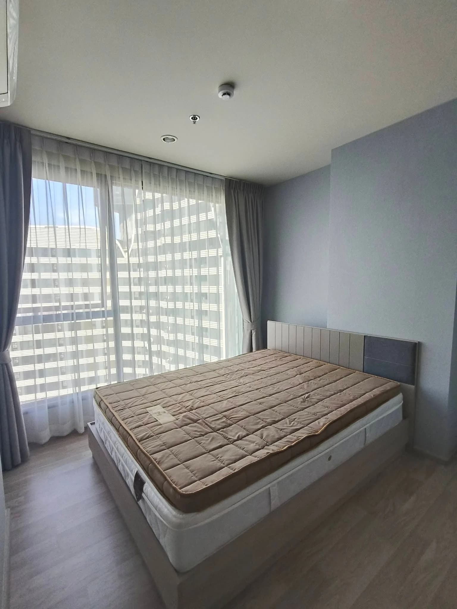 Brandneue 1-Schlafzimmer-Wohnung zur Miete in Ideo Mobi Sukhumvit Eastpoint, 36.5 m², 26. Etage, Badewanne, nahe BTS Bang Na Foto 8