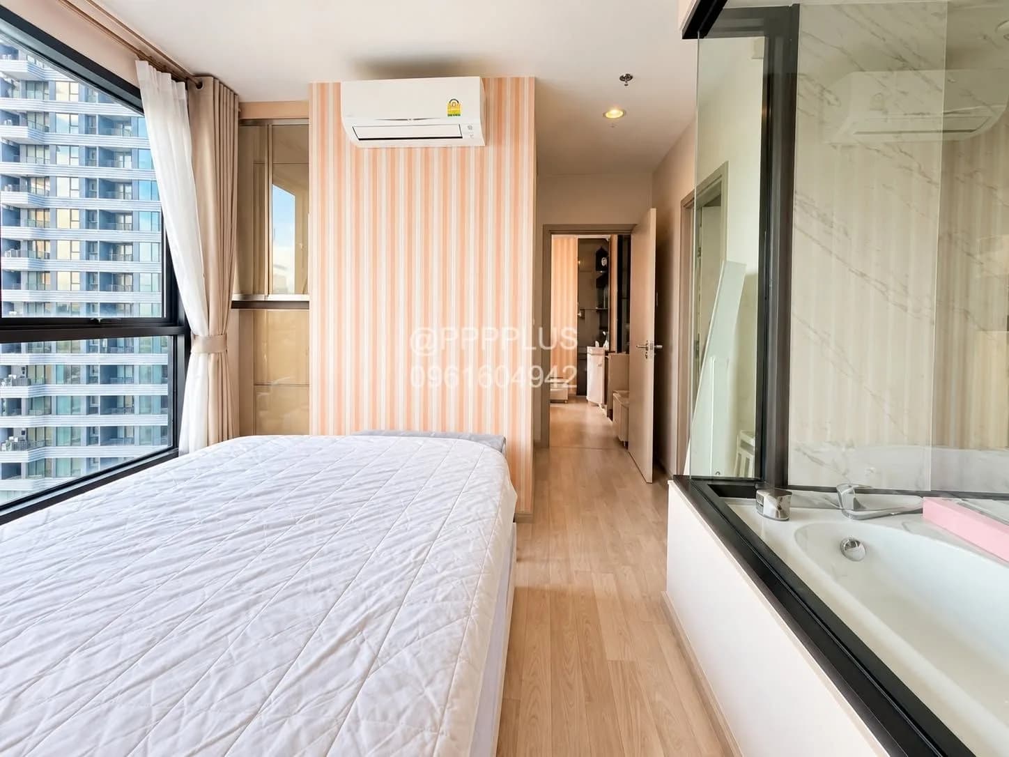 1-Bedroom Condo for Rent at Ideo Mobi Sukhumvit Eastpoint, 37 sq.m., High Floor, Bathtub, Pool View, near BTS Bang Na photo 7