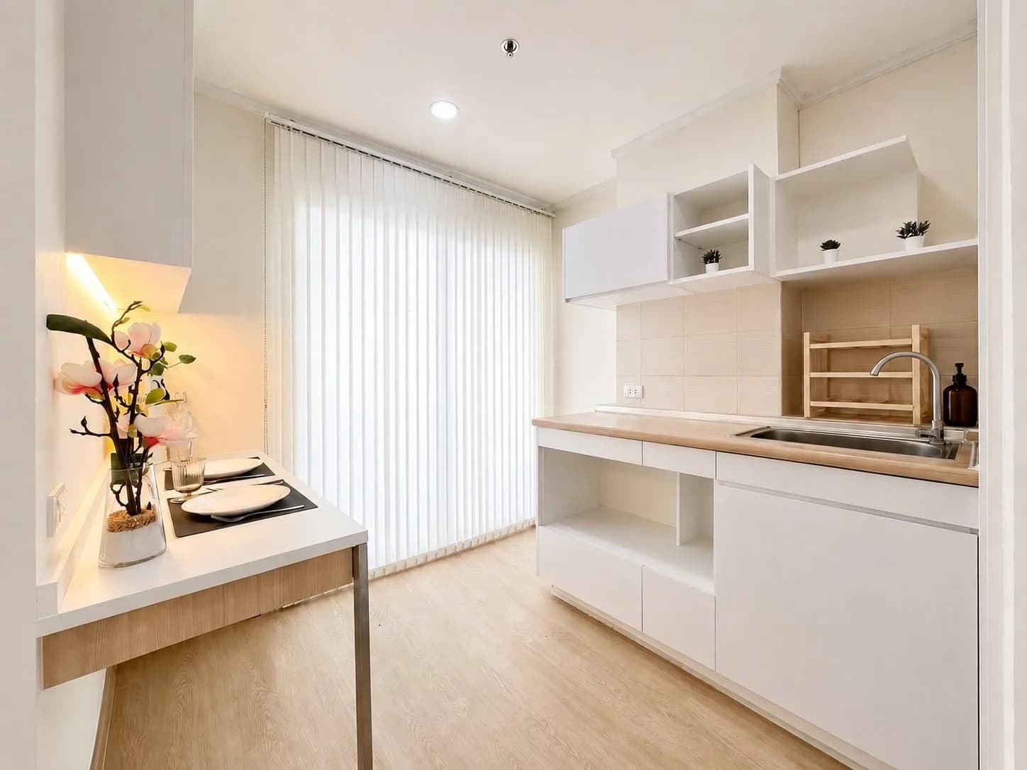 Condo d'angle à vendre, Lumpini Ville Lasalle-Bearing, 26 m², bâtiment B, étage 15, récemment rénové, vue sur la ville photo 6