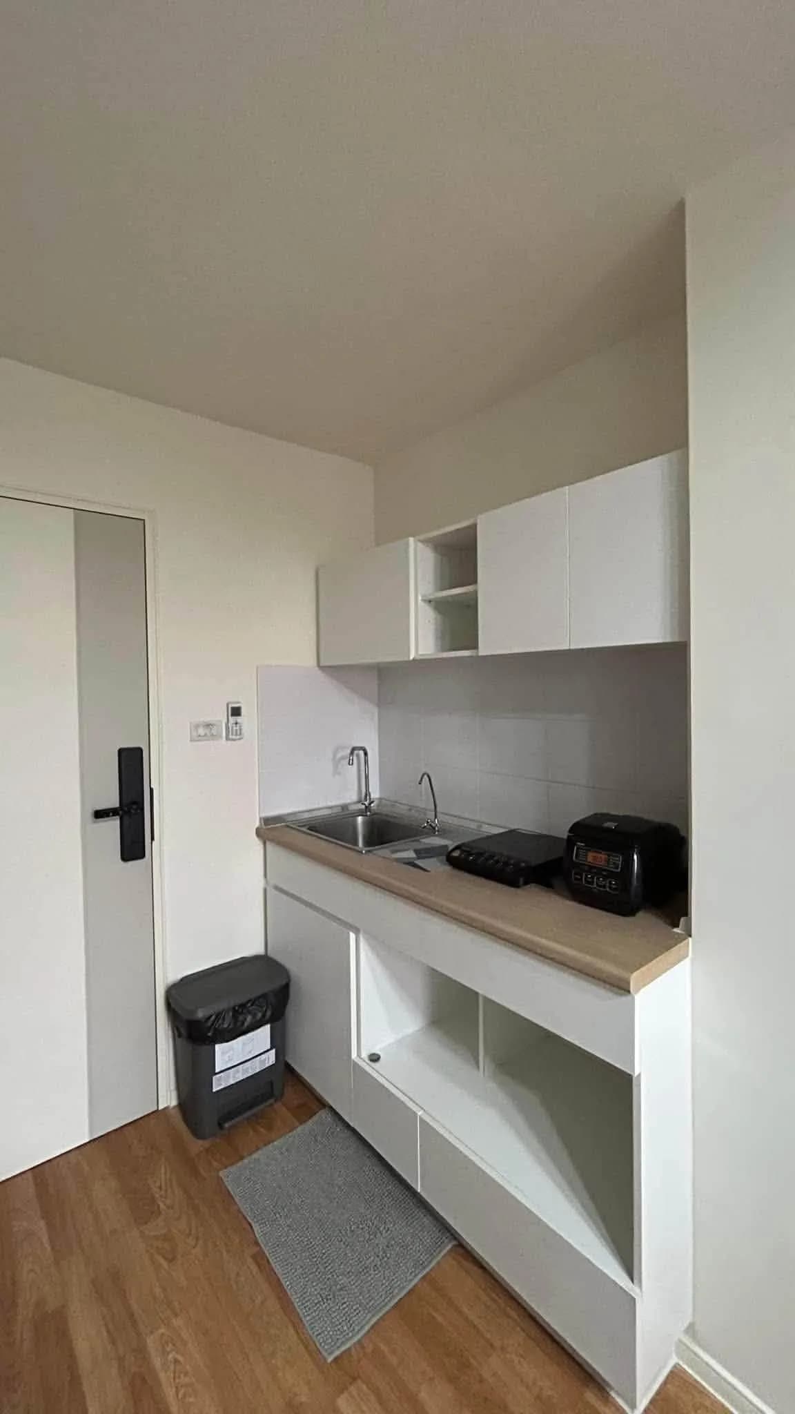 1-Bedroom Condo for Rent at Lumpini Ville Sukhumvit 101/1 - Punnawithi, 30 sq.m., 5th Floor, Pool View, Common Fee Included photo 6