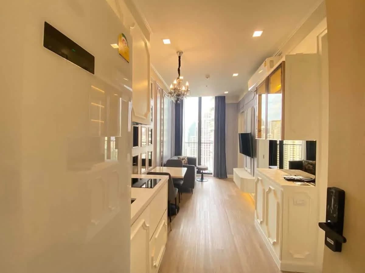 1-Schlafzimmer-Wohnung zur Miete in Noble State 39, 30 m², 20. Etage oder höher, mit Stellplatz, nahe BTS Phrom Phong Foto 6
