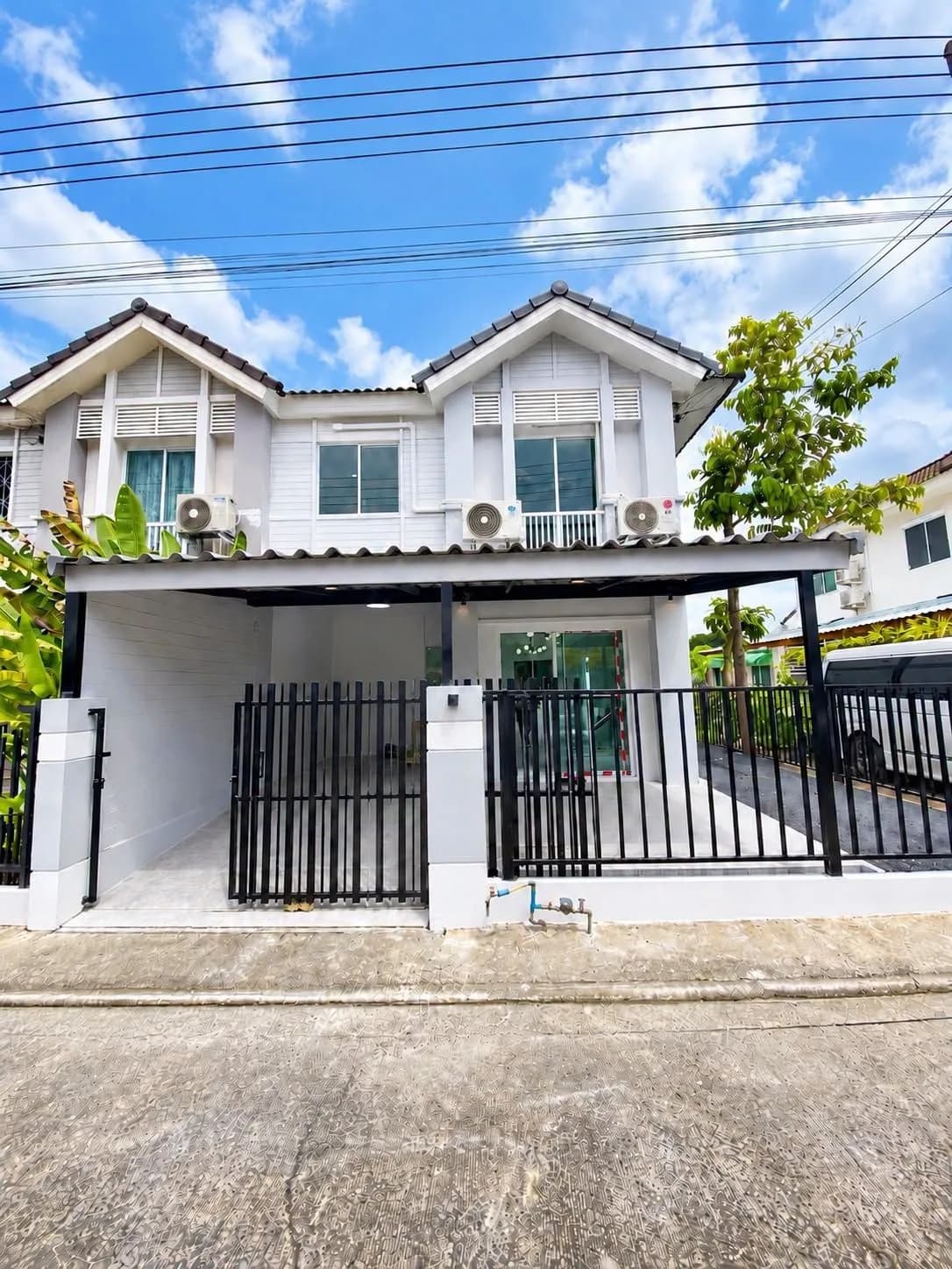 Corner 2-Storey Townhouse for Sale at Pruksa Ville 45 Phuket-Thalang: 3 Bedrooms, 29.7 sq.wah, behind Thalang Hospital