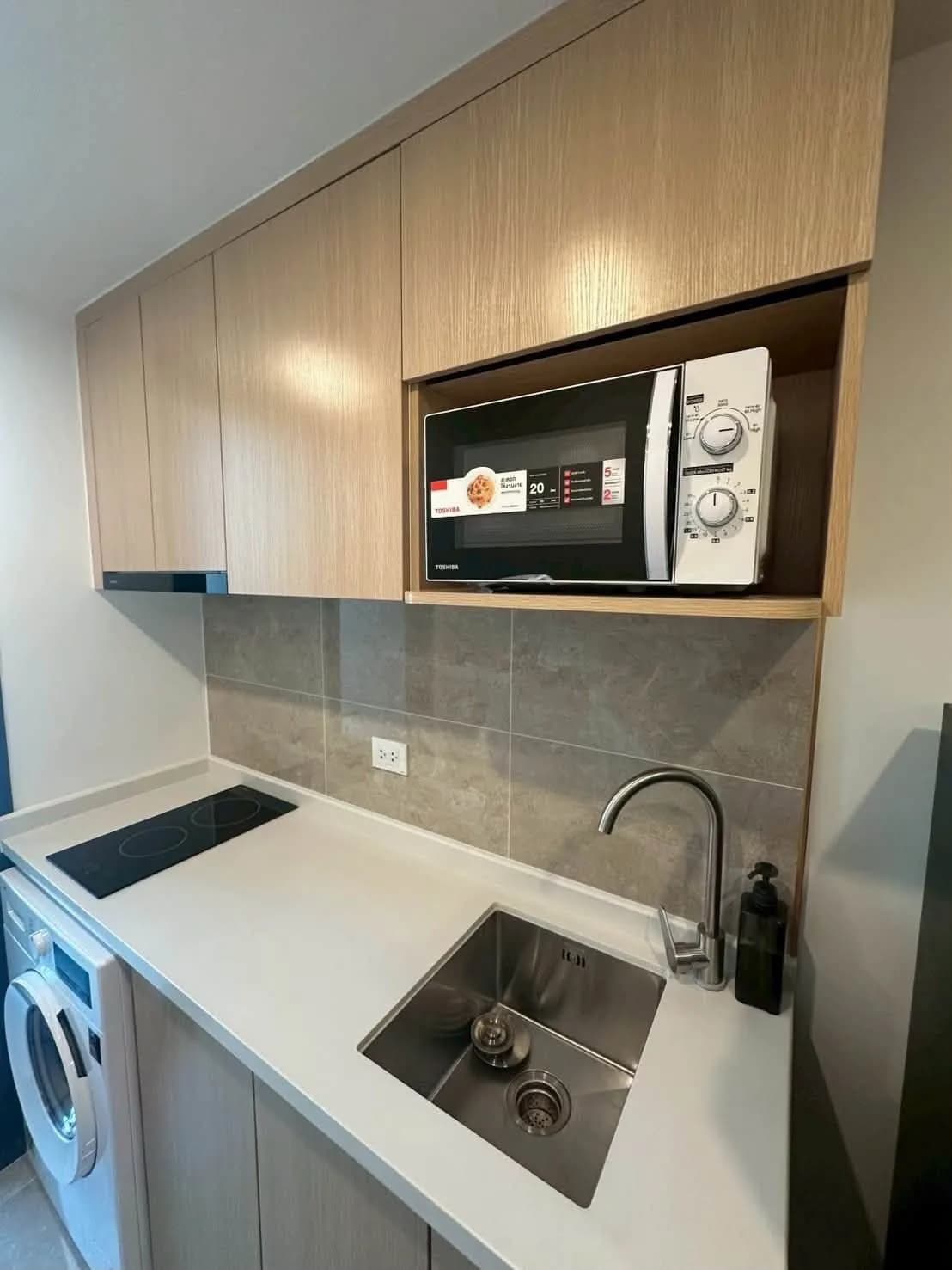 Lease Takeover: 1-Bedroom Condo at Regal Onnut-Srinakarin, 28 sq.m., Building C, Floor 7, Cats Allowed, near MRT Suan Luang Rama IX photo 5