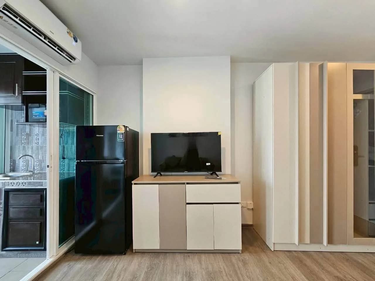 Condominio de 1 dormitorio en alquiler en Regent Home Bangna: 28 m², planta 30, cocina independiente, cerca del BTS Bang Na foto 3