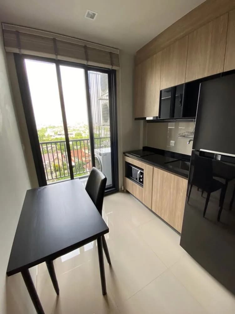 1-Schlafzimmer-Eigentumswohnung zur Miete in THE LINE Wongsawang: 32 m², Etage 9, voll möbliert, nahe MRT Wong Sawang Foto 6