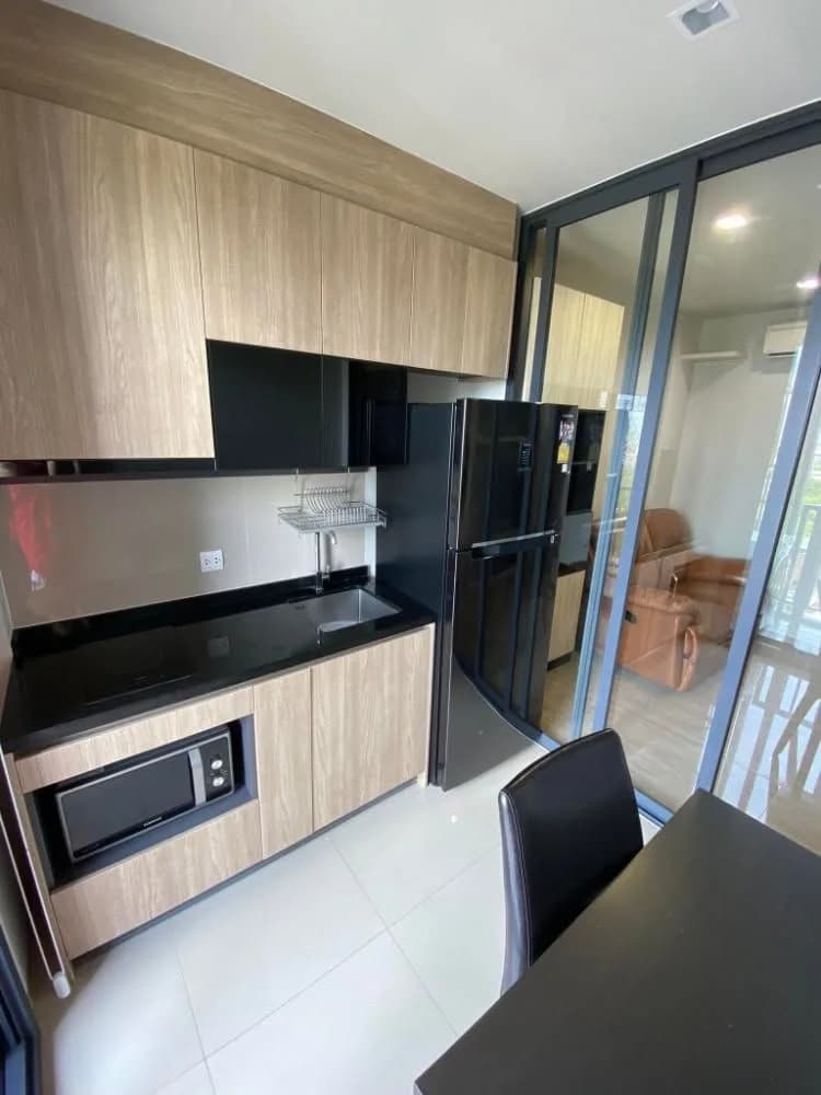 1-Schlafzimmer-Eigentumswohnung zur Miete in THE LINE Wongsawang: 32 m², Etage 9, voll möbliert, nahe MRT Wong Sawang Foto 7