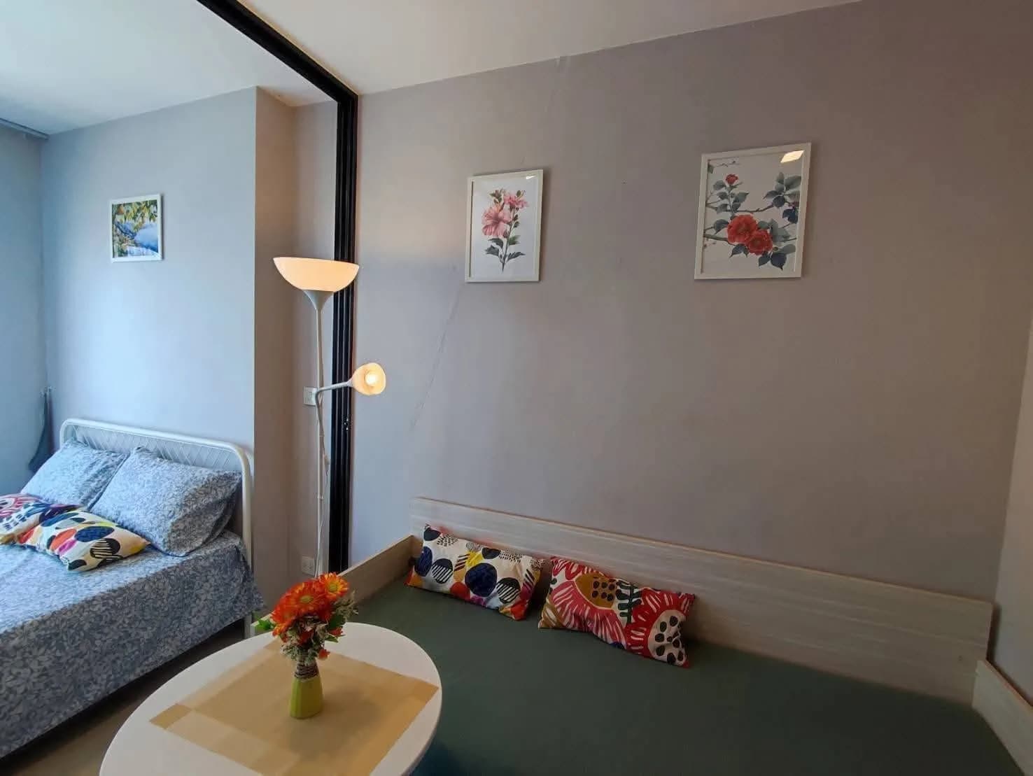 1-Schlafzimmer-Eigentumswohnung zur Miete in The Politan Rive, 25 m², 22. Etage, Flussblick, Gemeinschaftskosten und Parkplatz inklusive, nahe MRT Phra Nang Klao Bridge Foto 3
