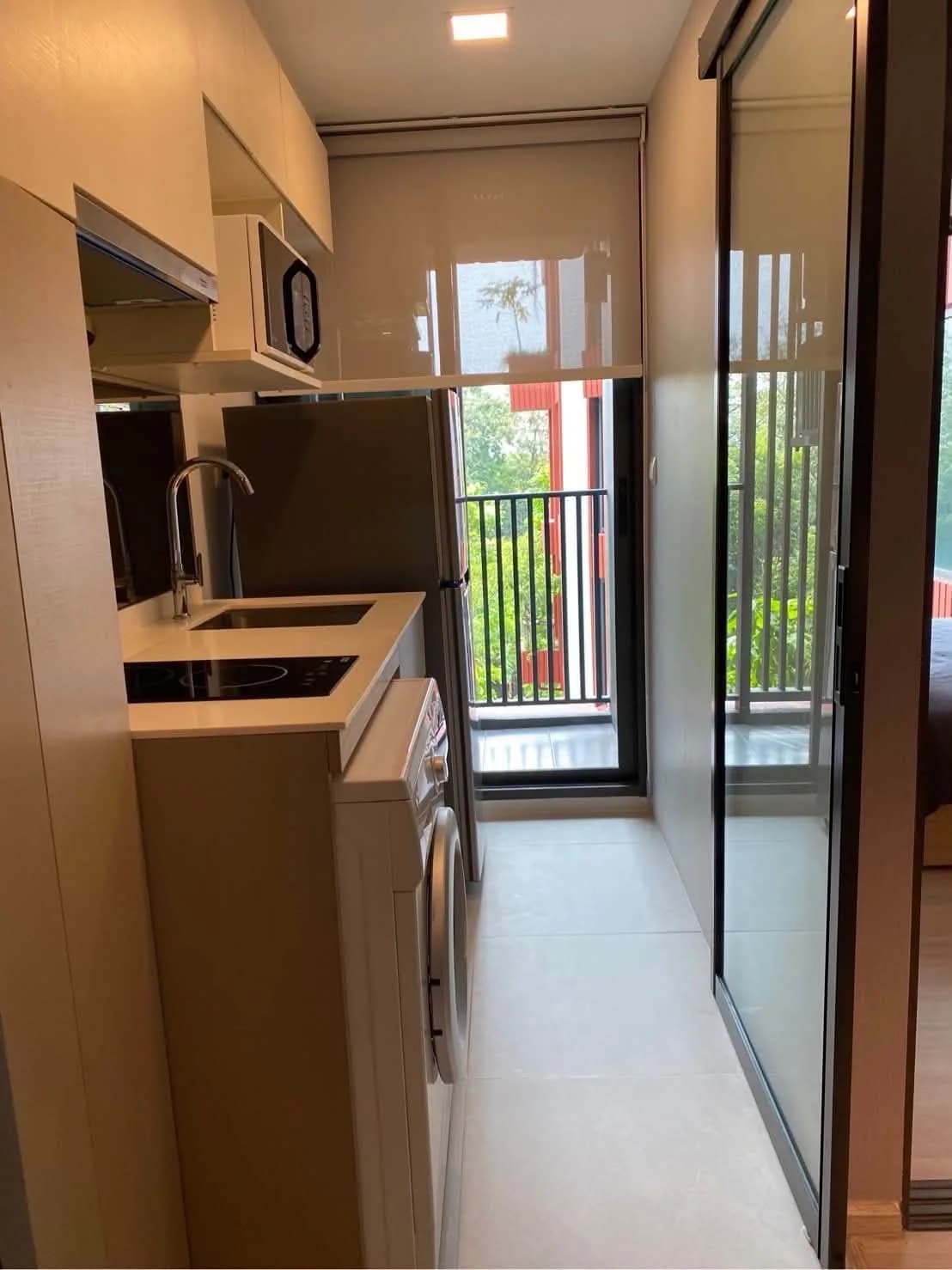 Condominio de 1 dormitorio en alquiler en The Privacy S101: 27 m², edificio A, planta 4, amueblado, cerca del BTS Punnawithi foto 6