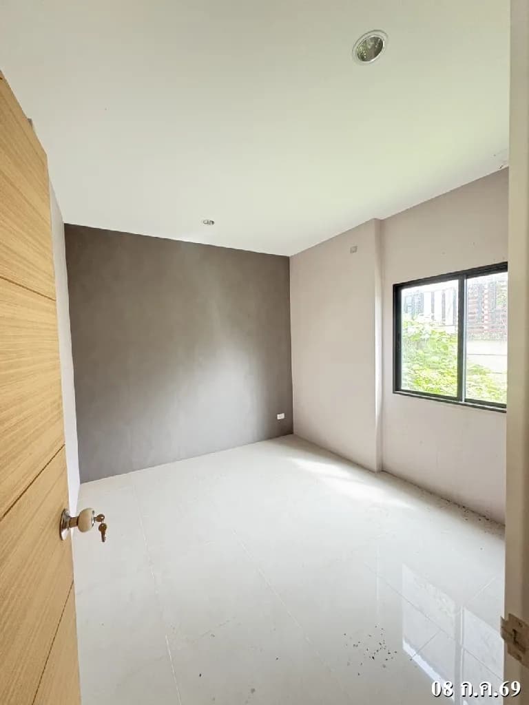 Nhà góc 2 tầng tại V Property R.8, Khon Kaen ảnh 5