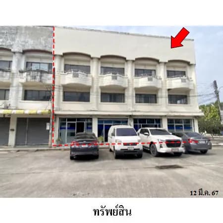 อาคารพาณิชย์ 3 ชั้น 4 คูหา บ้านไทย 6 ห้องนอน 8 ห้องน้ำ 3