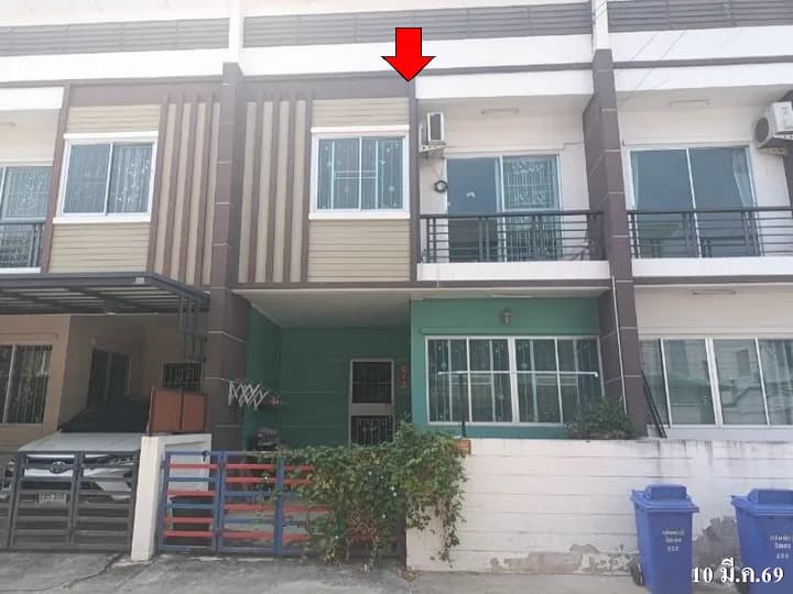 ทาวน์เฮ้าส์ 2 ชั้น ทรัพย์ทวี วิลเลจ 19.5 ตร.ว. · ทรัพย์ประมูล